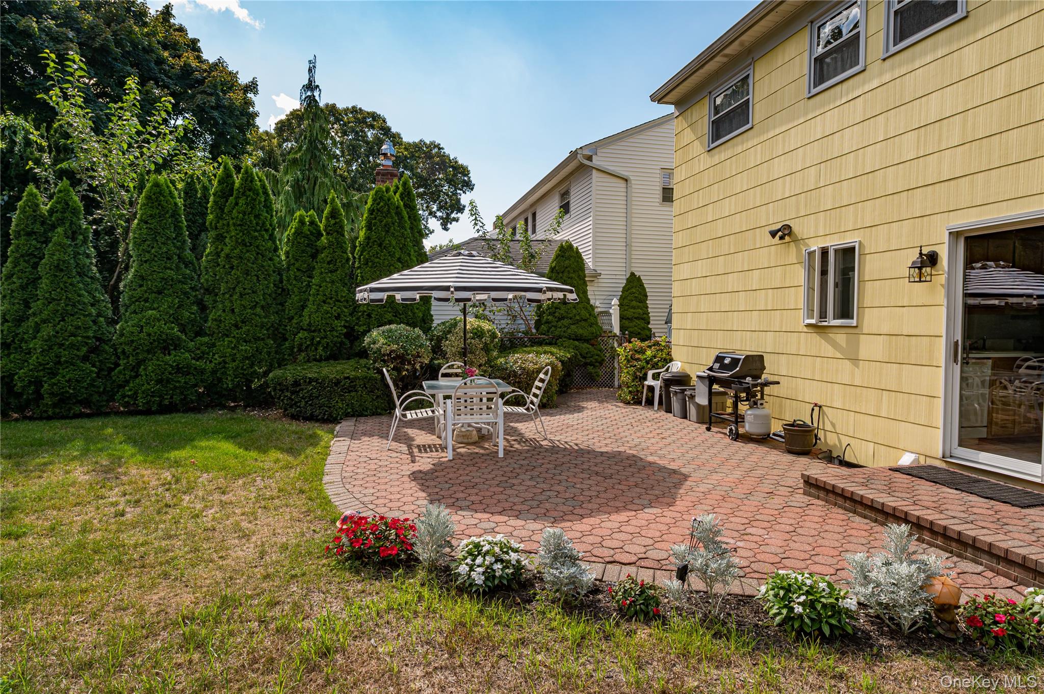 607 7th Avenue Property Photo 27