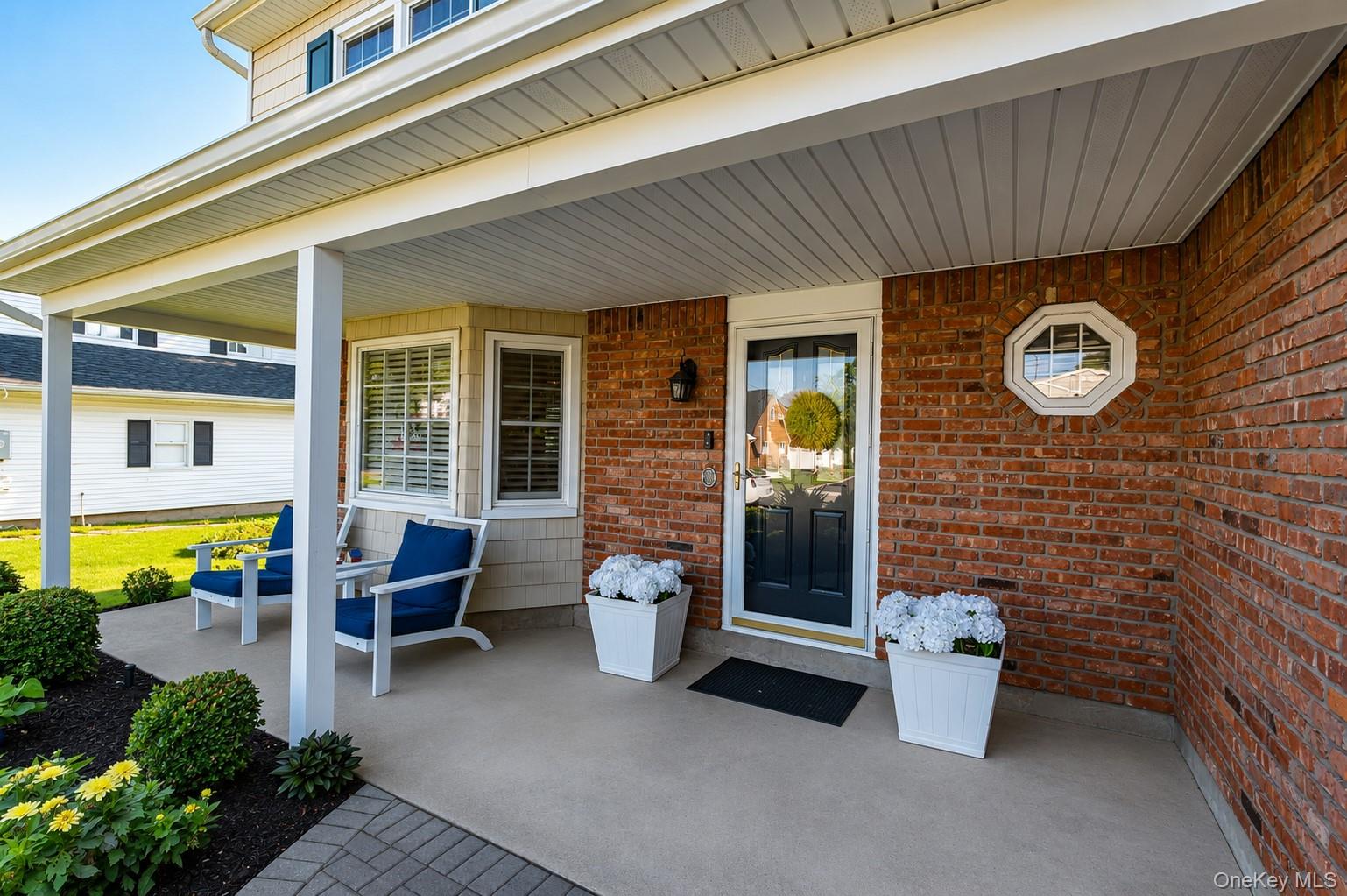 165 Pepperidge Road Property Photo 2