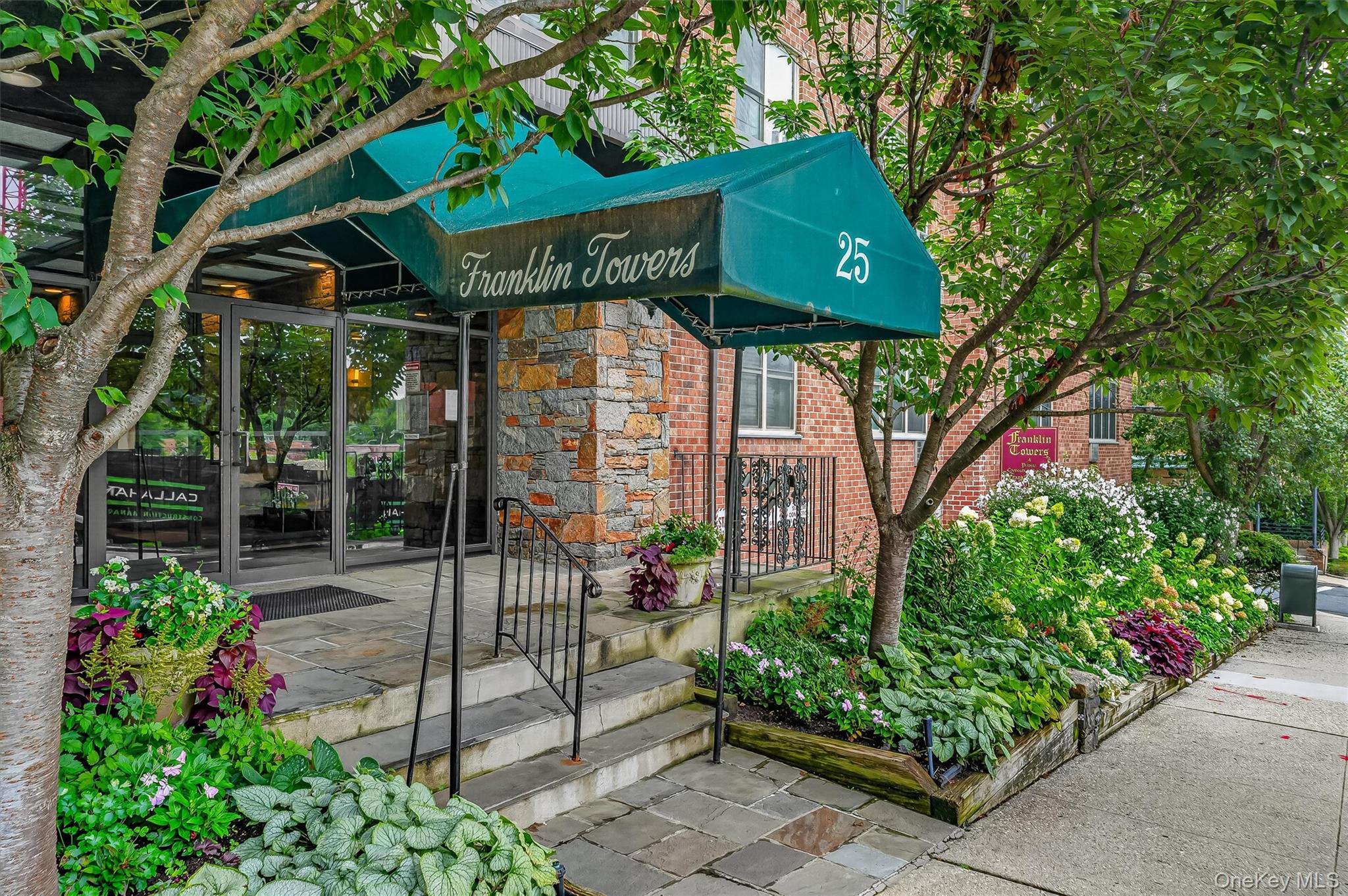 25 Franklin Avenue 6c Property Photo 3