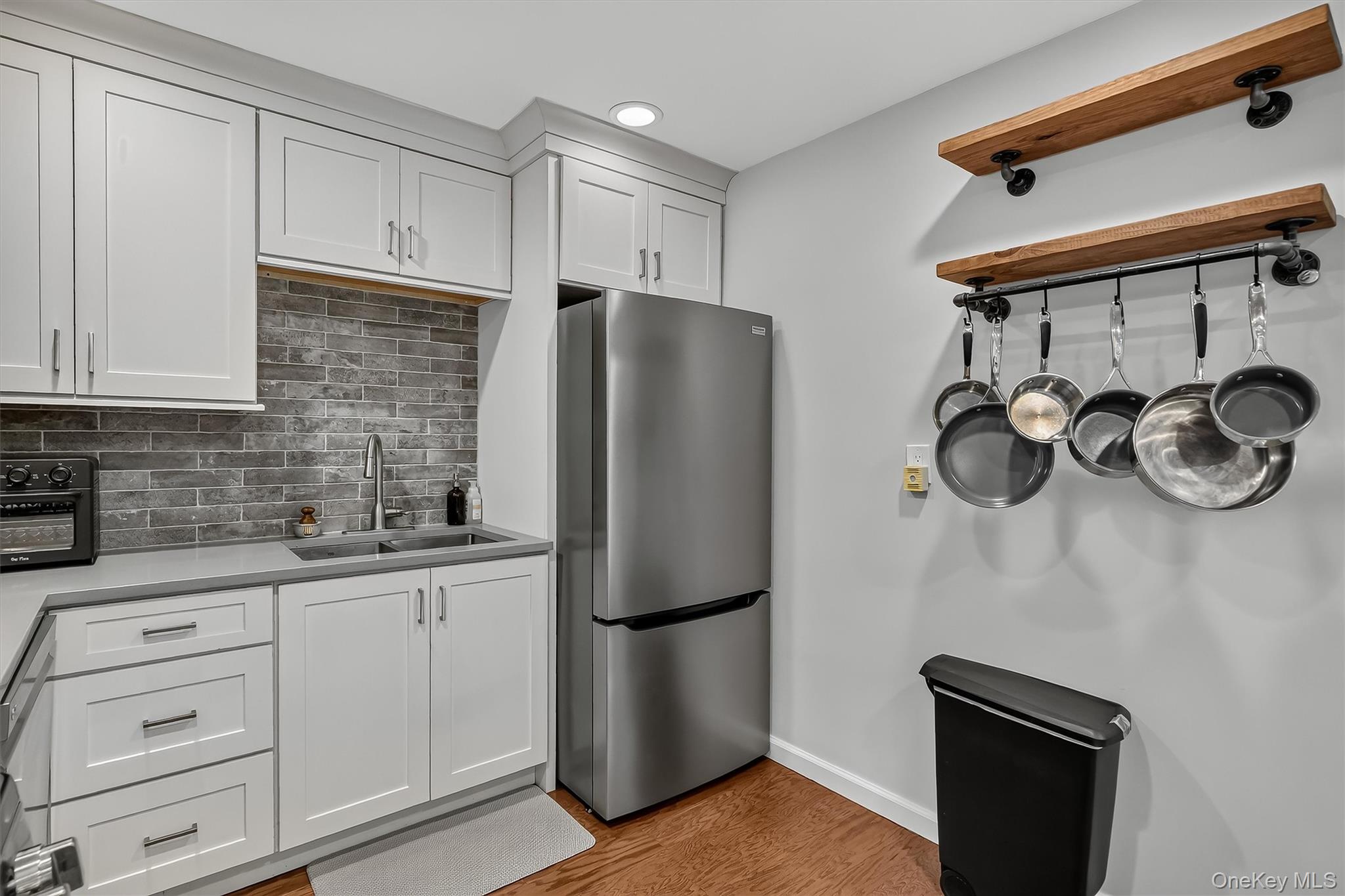 25 Franklin Avenue 6c Property Photo 9