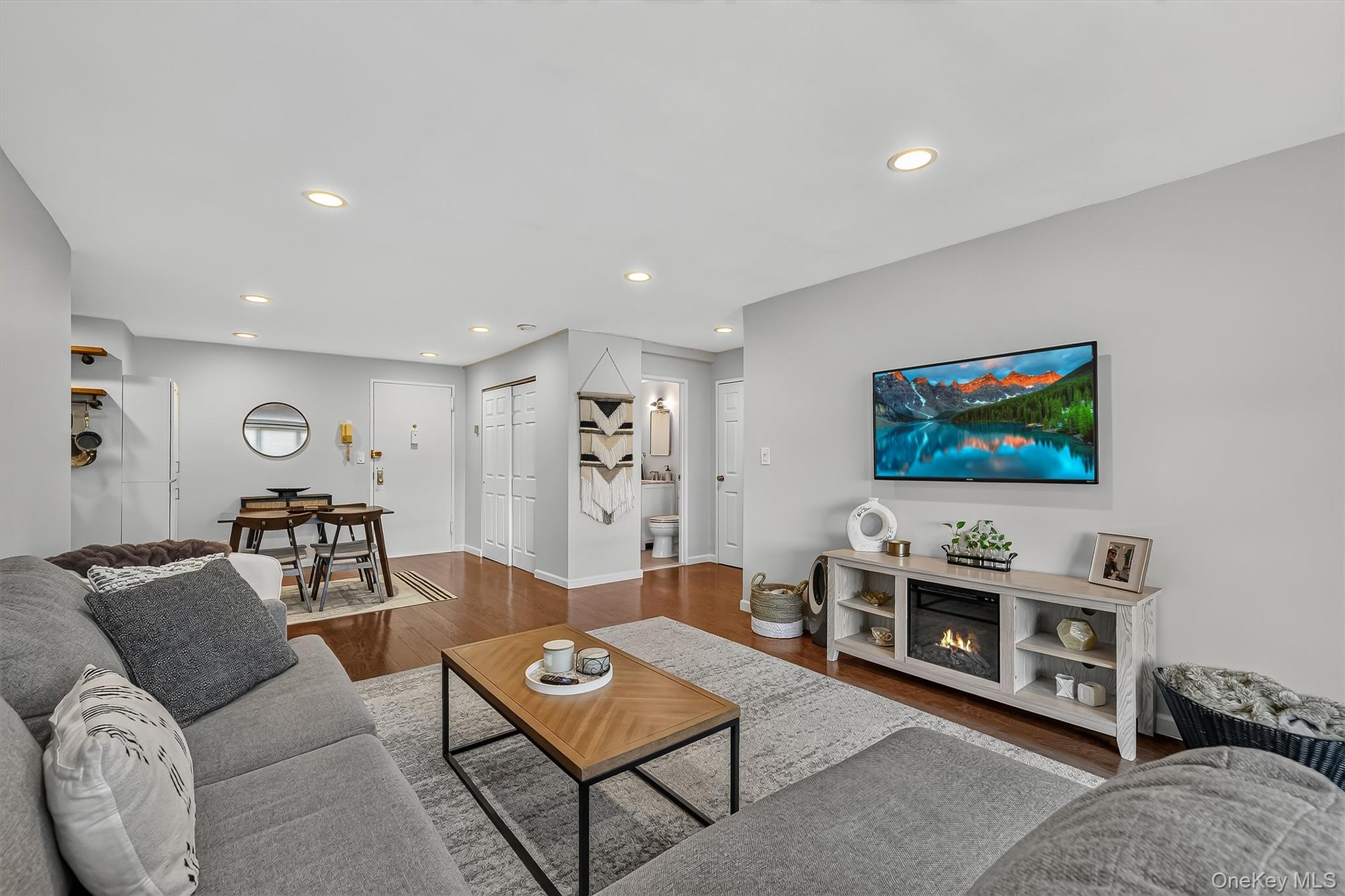 25 Franklin Avenue 6c Property Photo 22