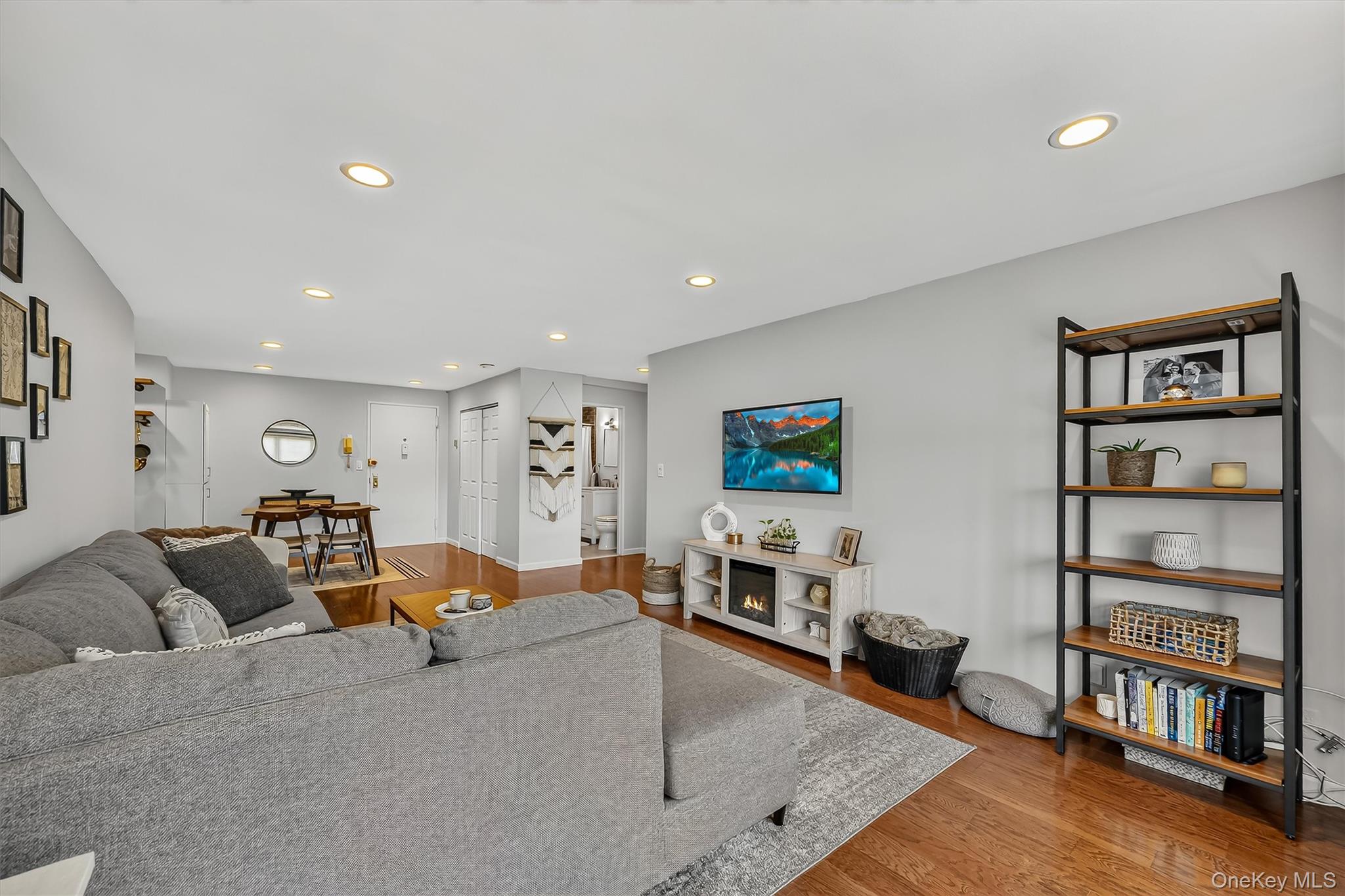 25 Franklin Avenue 6c Property Photo 23