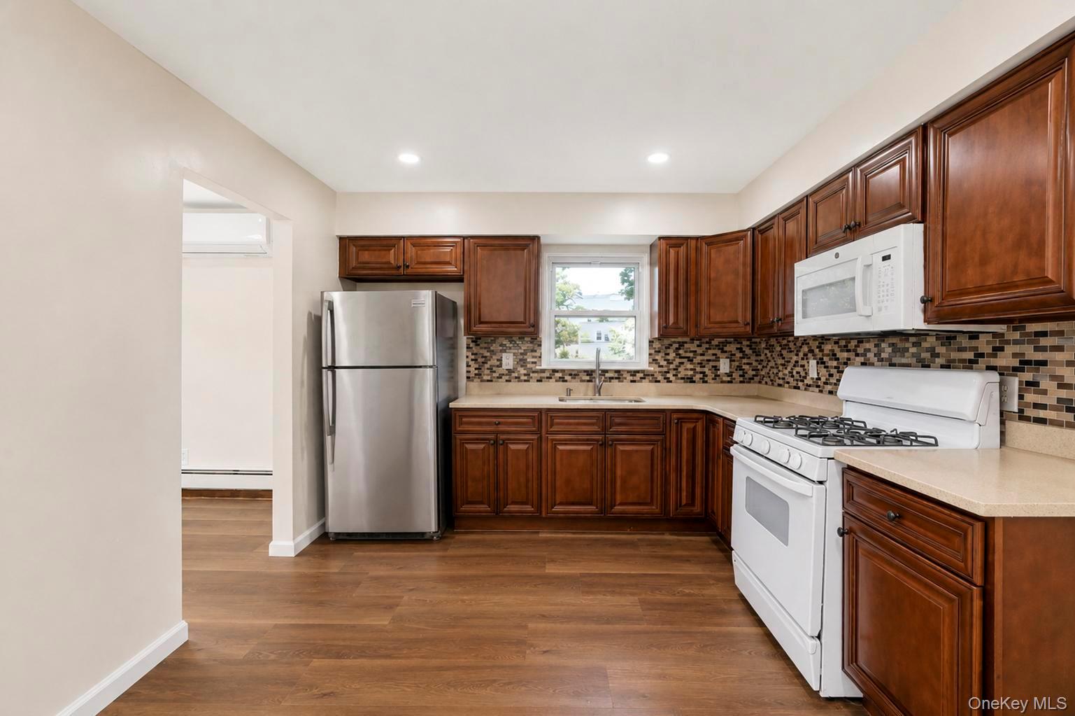 83 Louis Avenue Property Photo 3