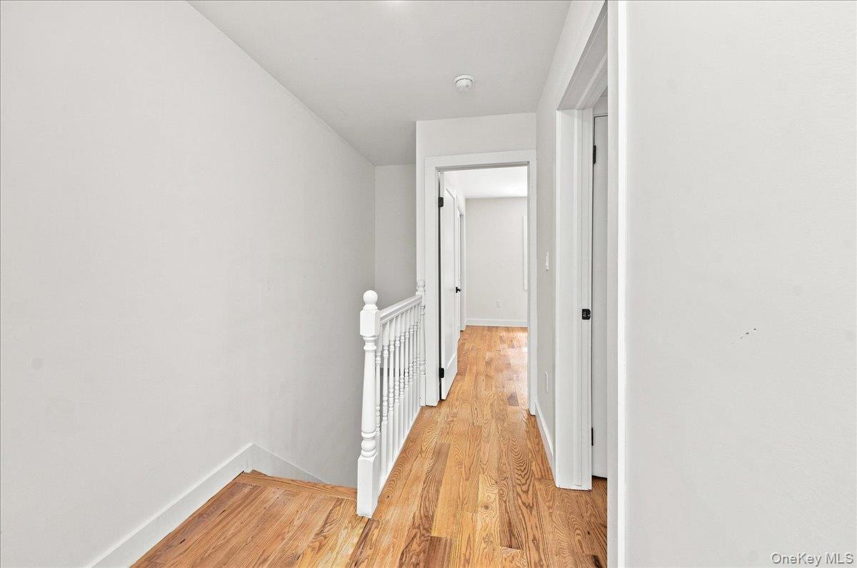 1463 Pelham Parkway Property Photo 18