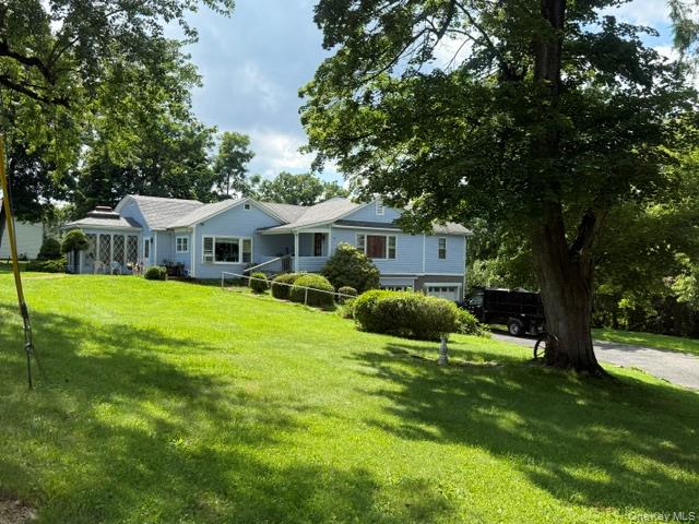 26 Crest Road Property Photo 1