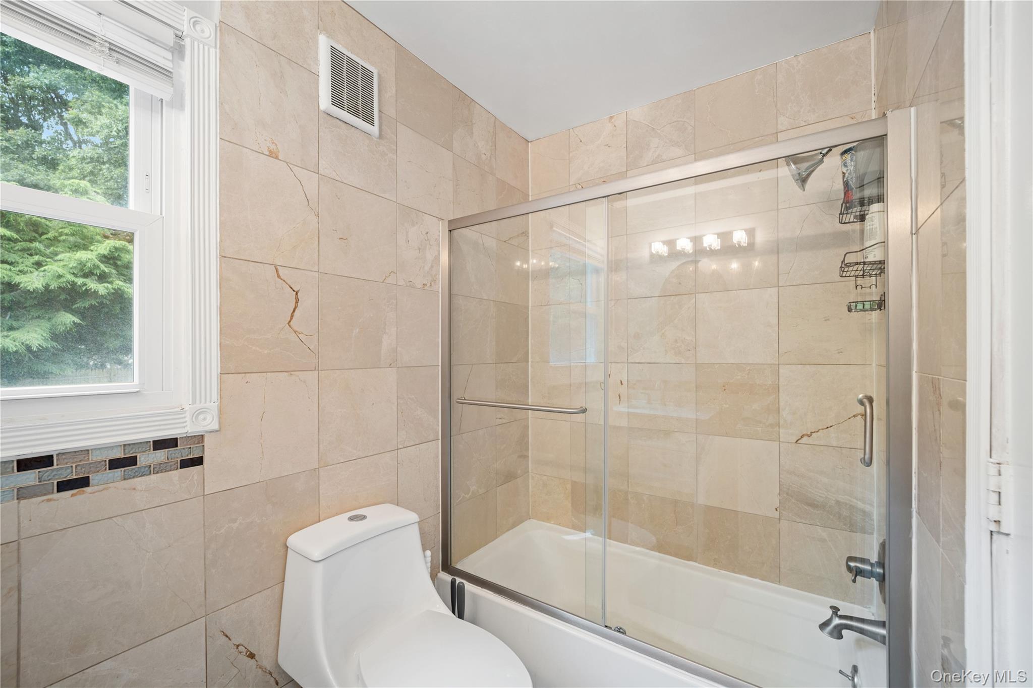 3123 Douglas Drive Property Photo 18