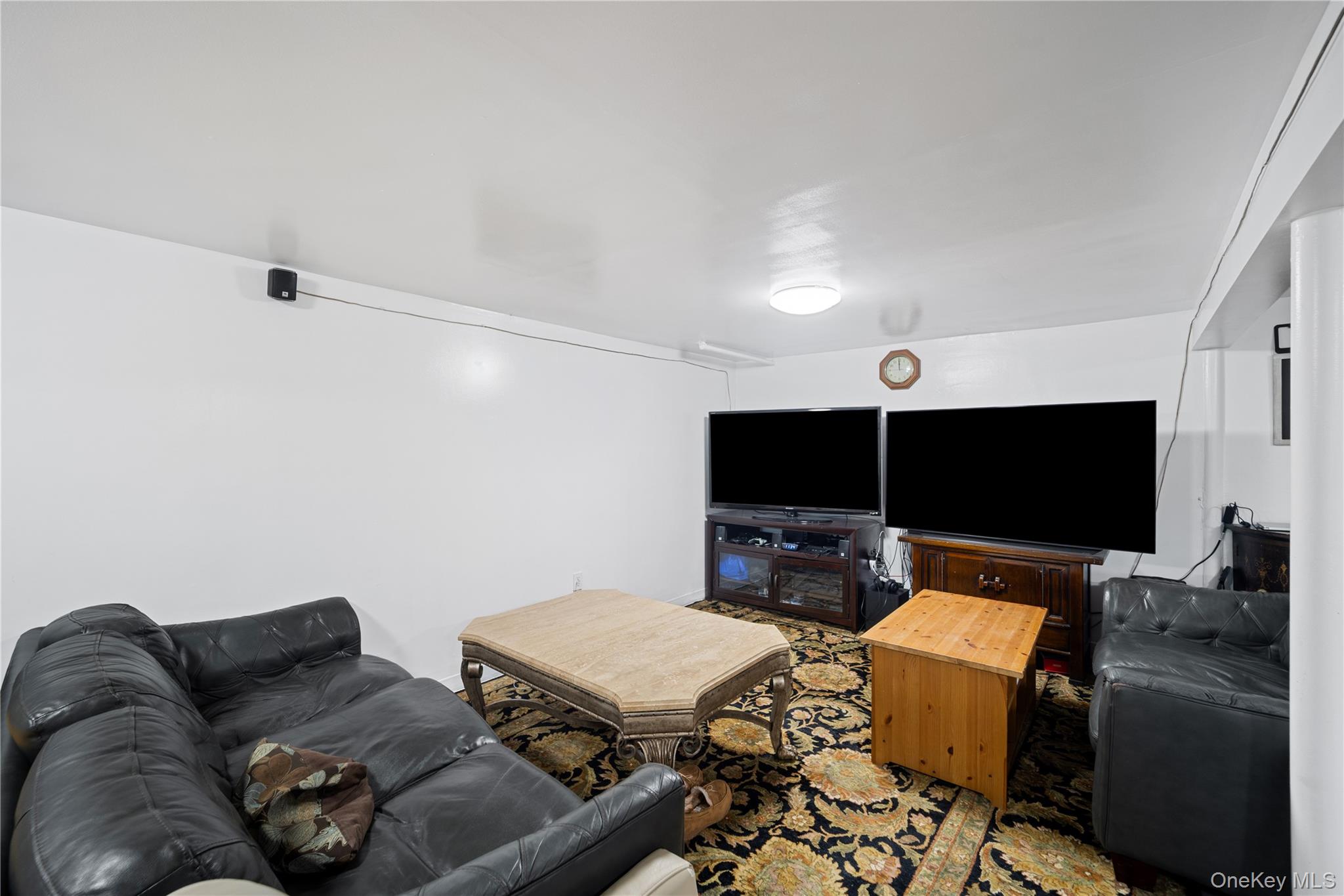 3123 Douglas Drive Property Photo 28