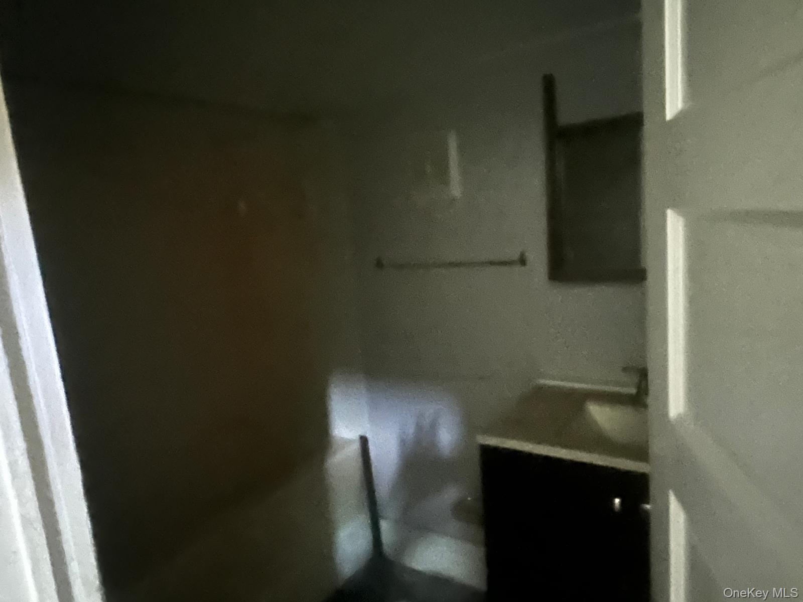 348-354 Binnewater Road Property Photo 32