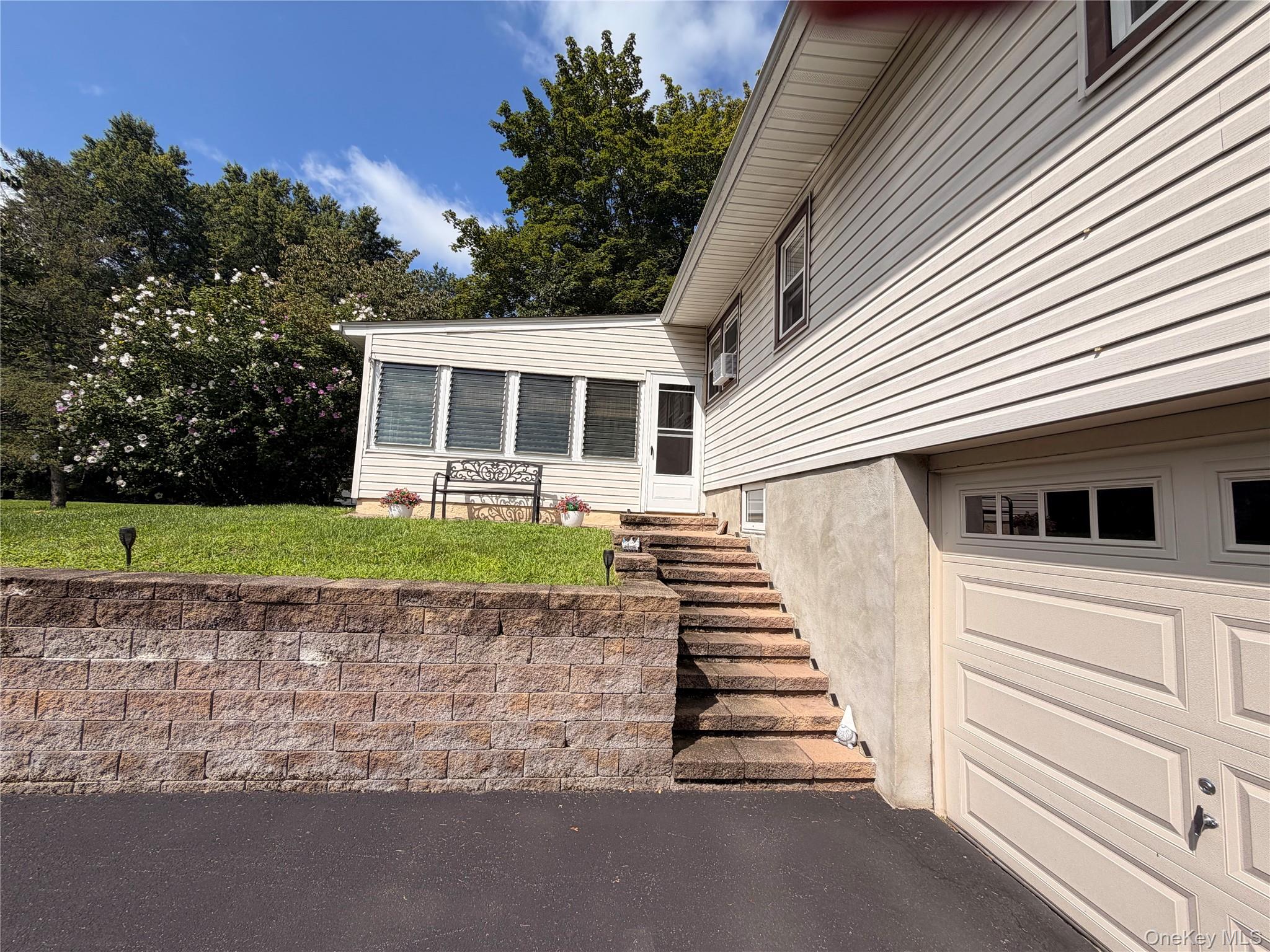 973 State Route 17k Property Photo 12