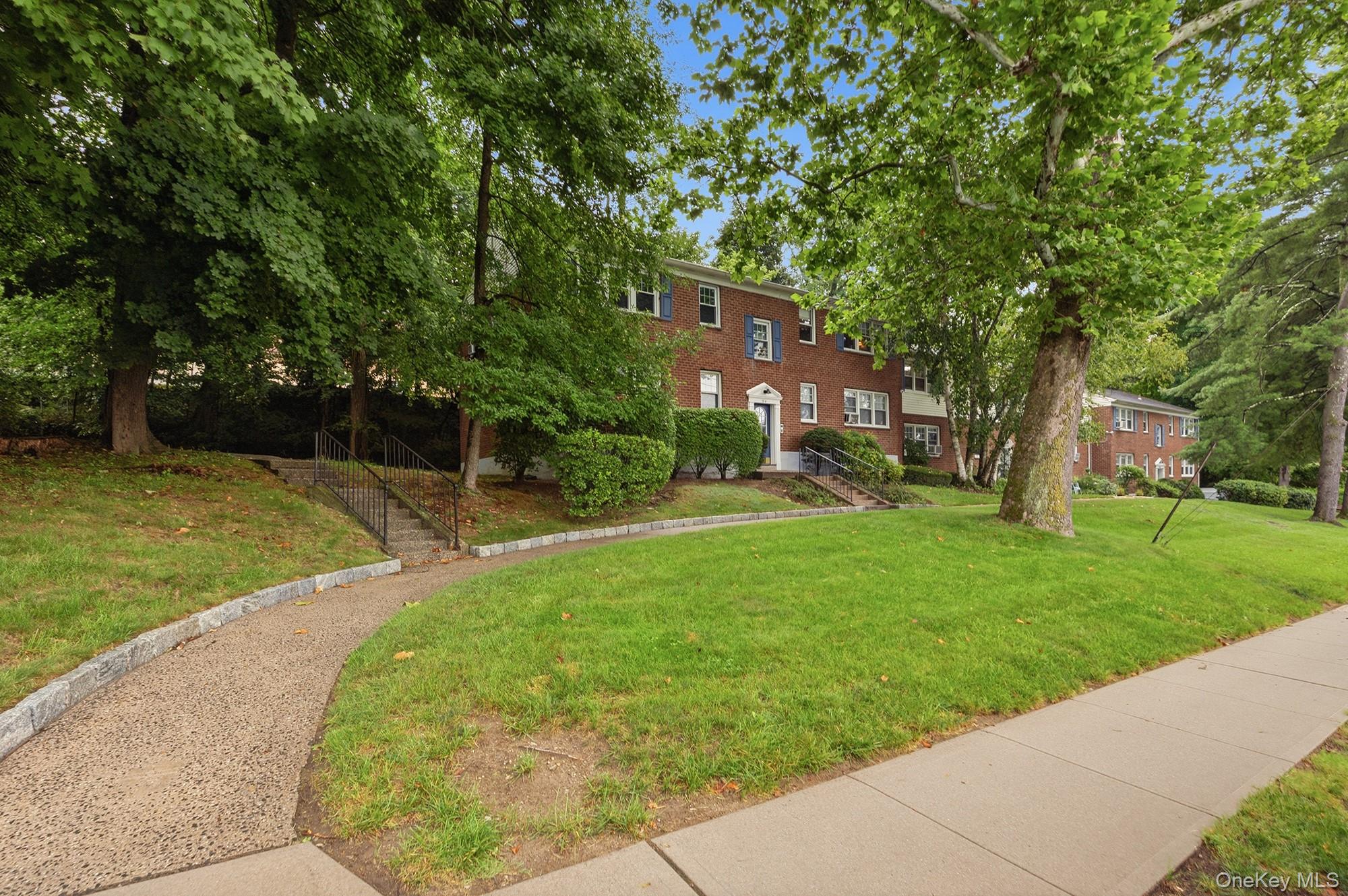 154 Underhill Avenue 2a Property Photo 2