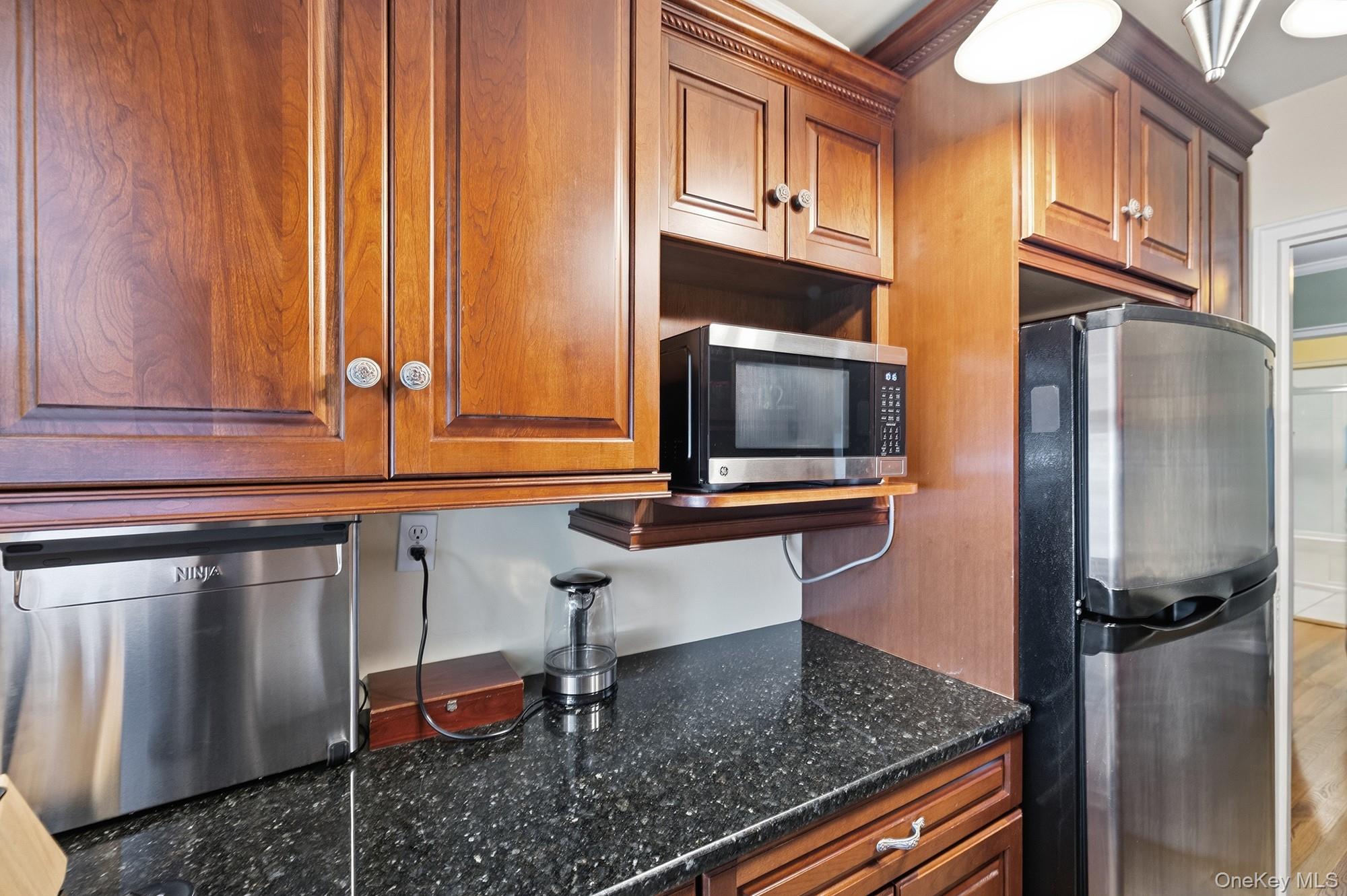 154 Underhill Avenue 2a Property Photo 11