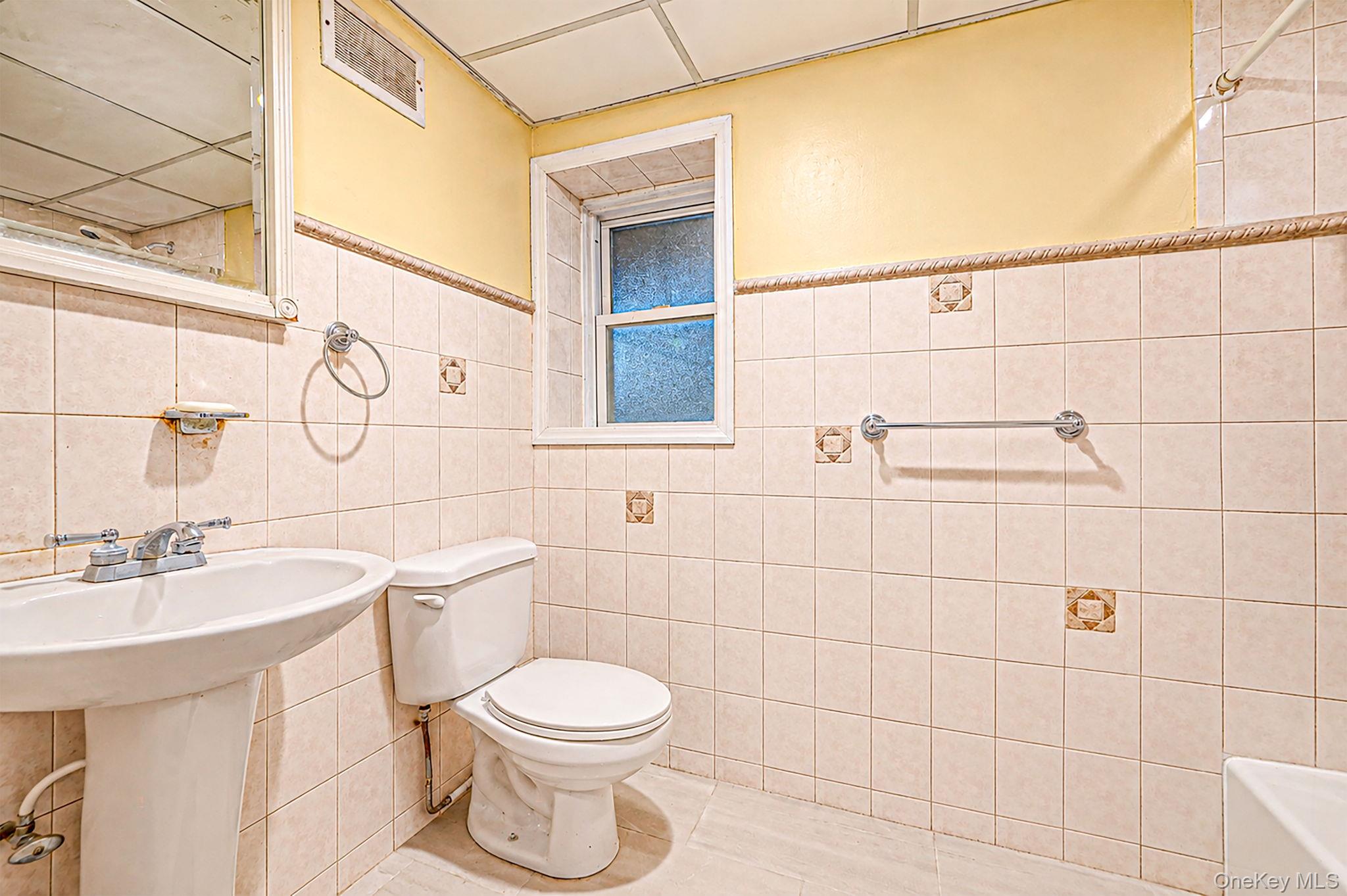 23 Colonial Drive Property Photo 36
