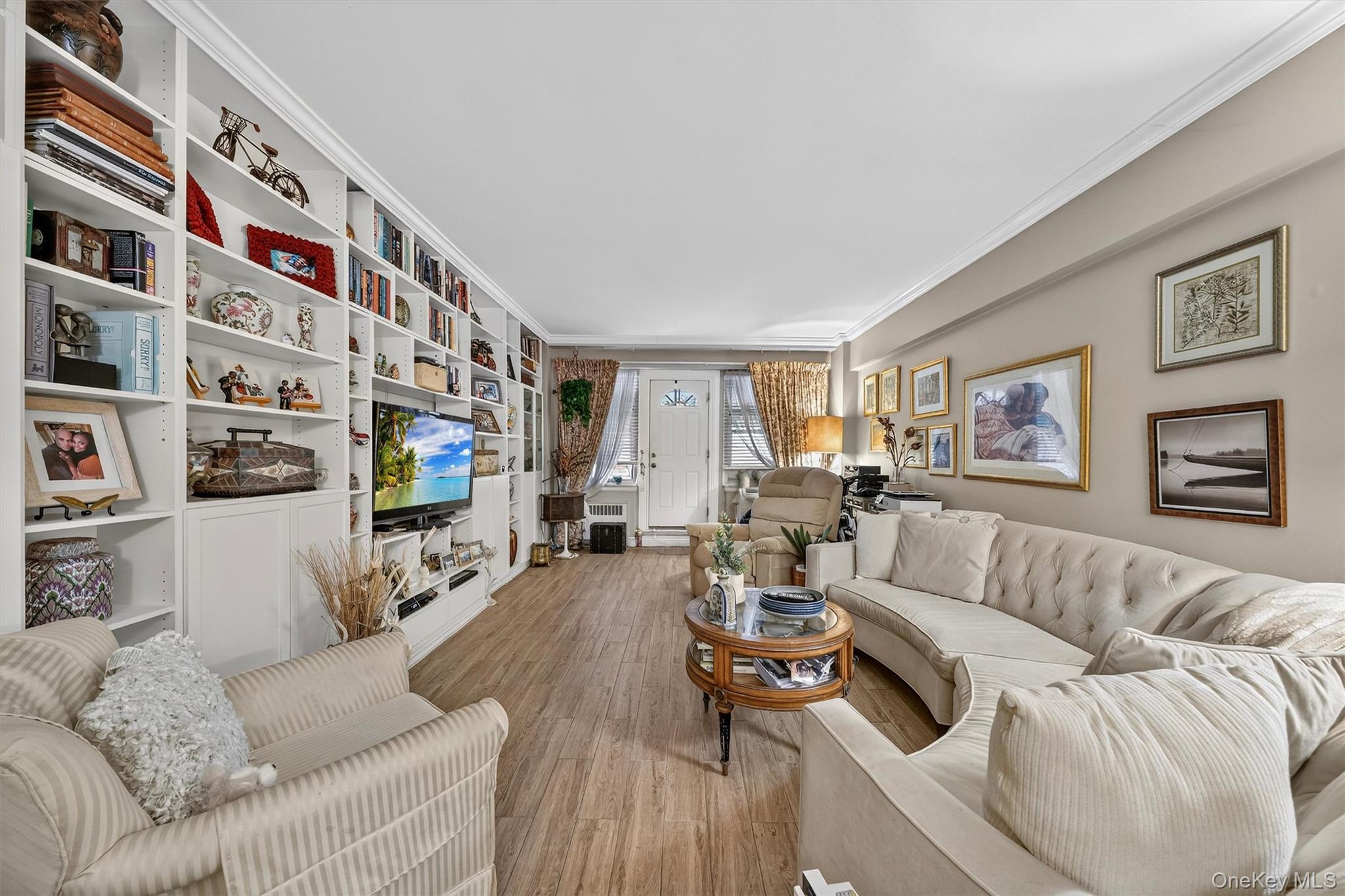 280 Collins Avenue 1a Property Photo 12