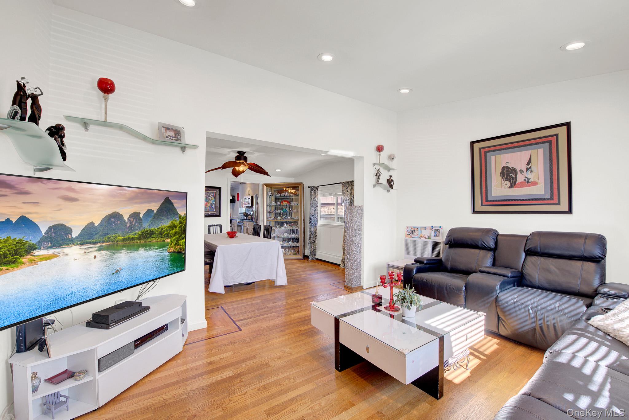 76 Suffolk Road Property Photo 15