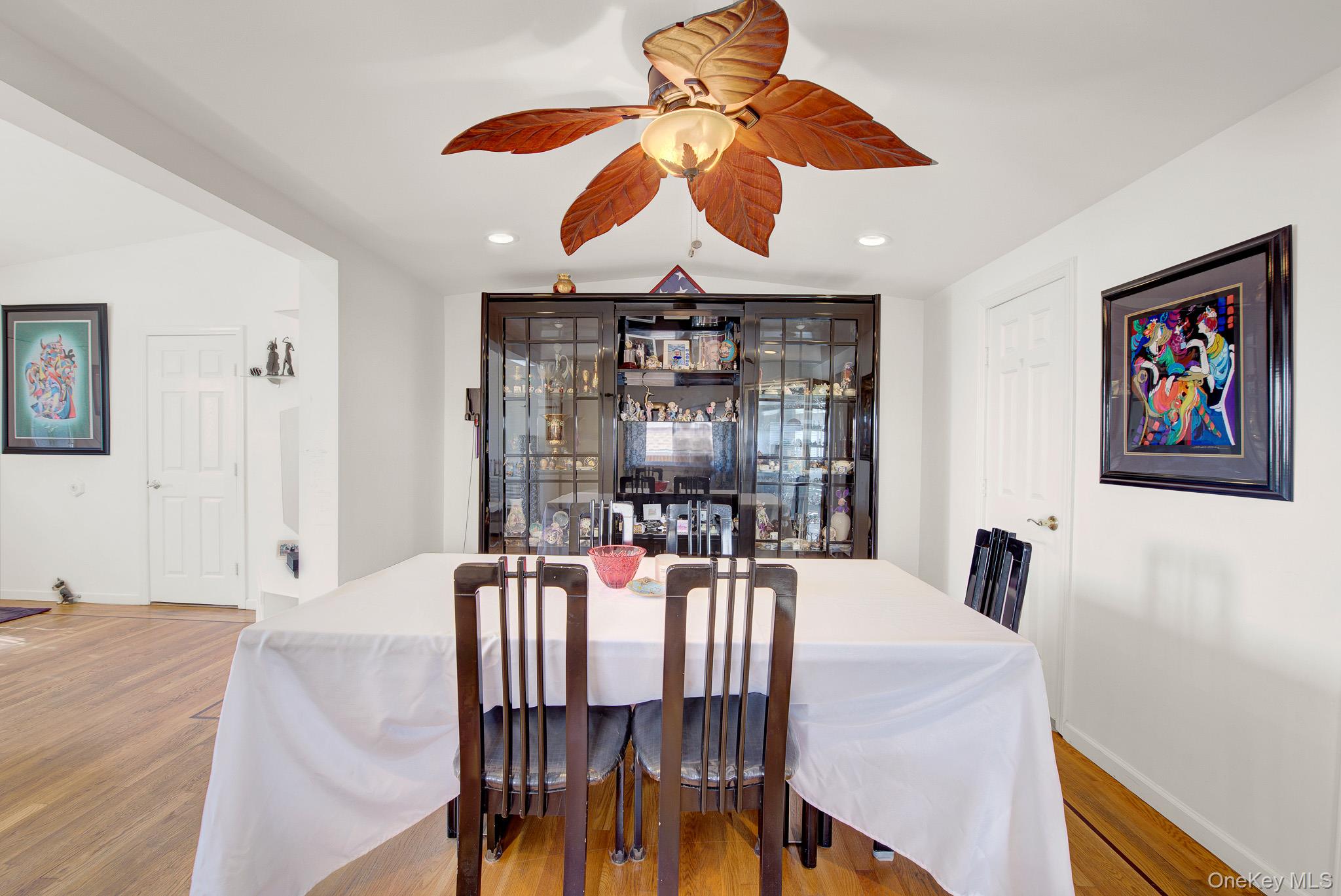 76 Suffolk Road Property Photo 16