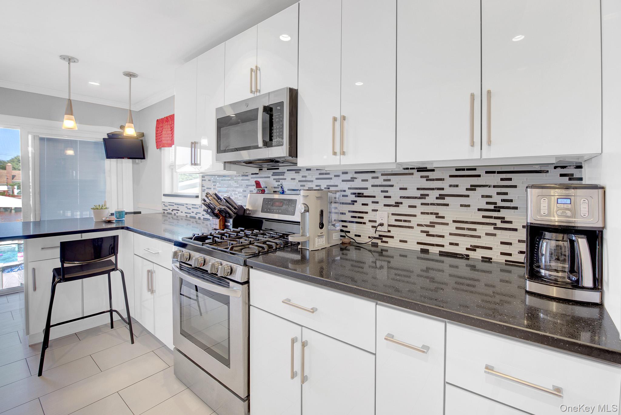 76 Suffolk Road Property Photo 20