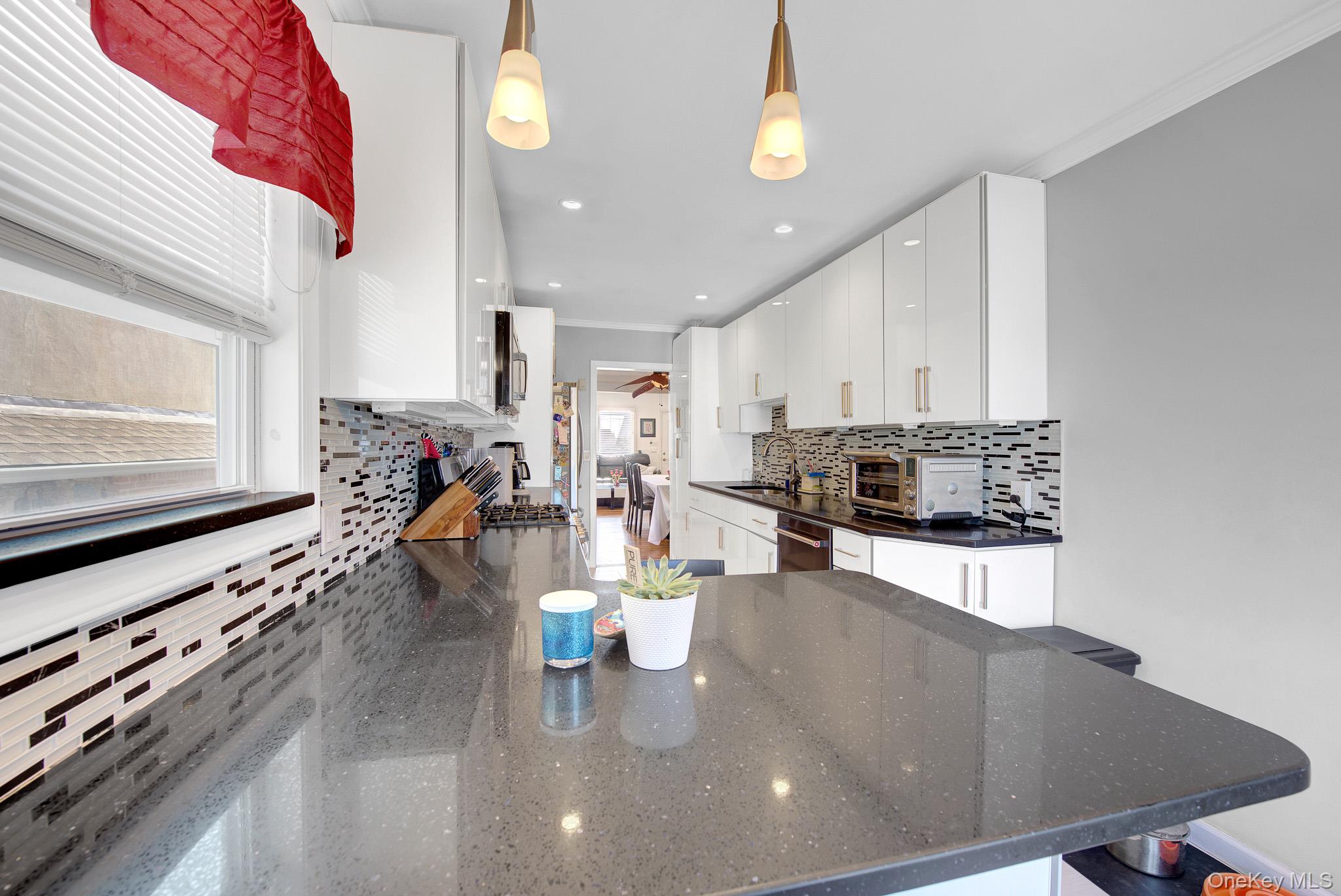 76 Suffolk Road Property Photo 21