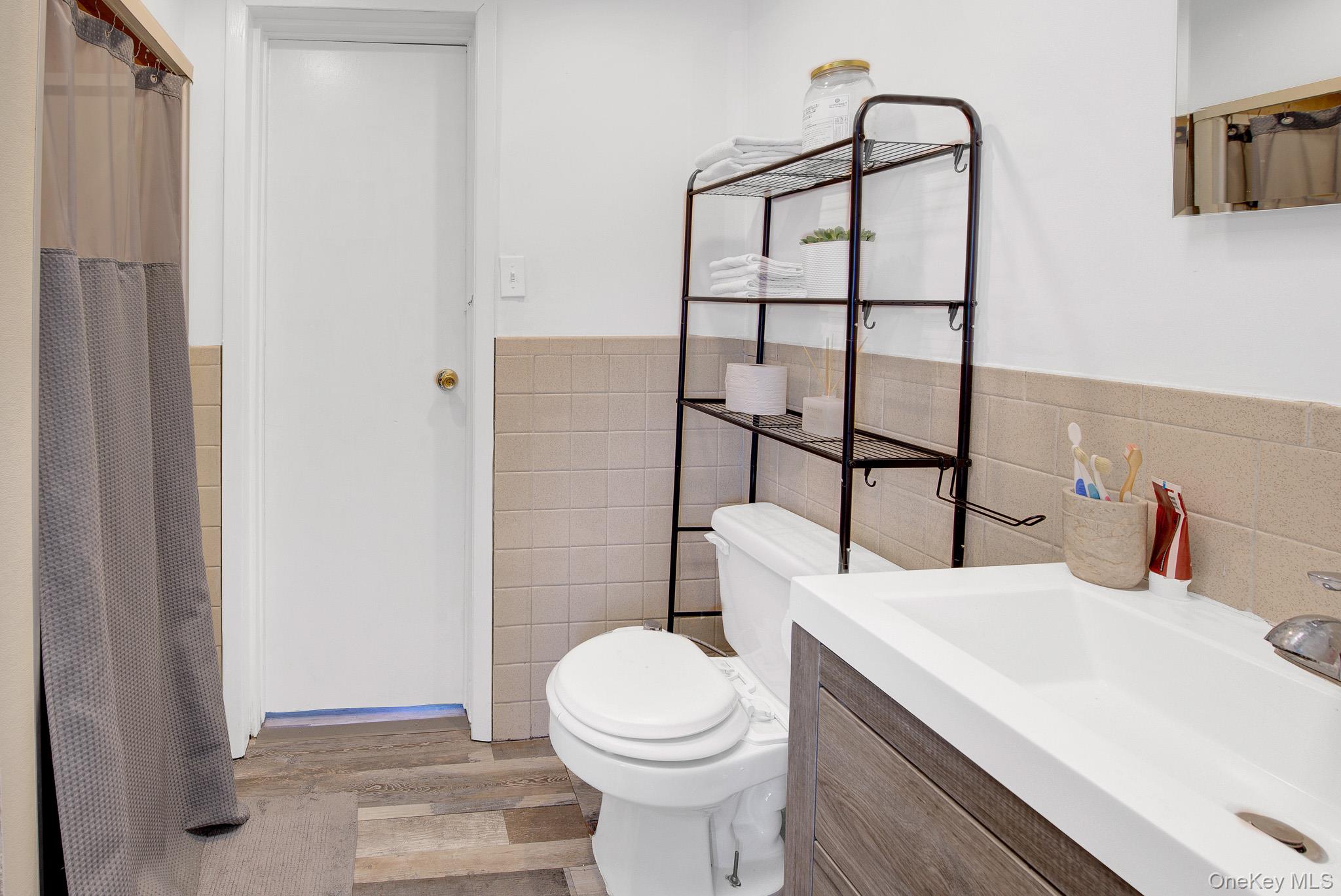 76 Suffolk Road Property Photo 25