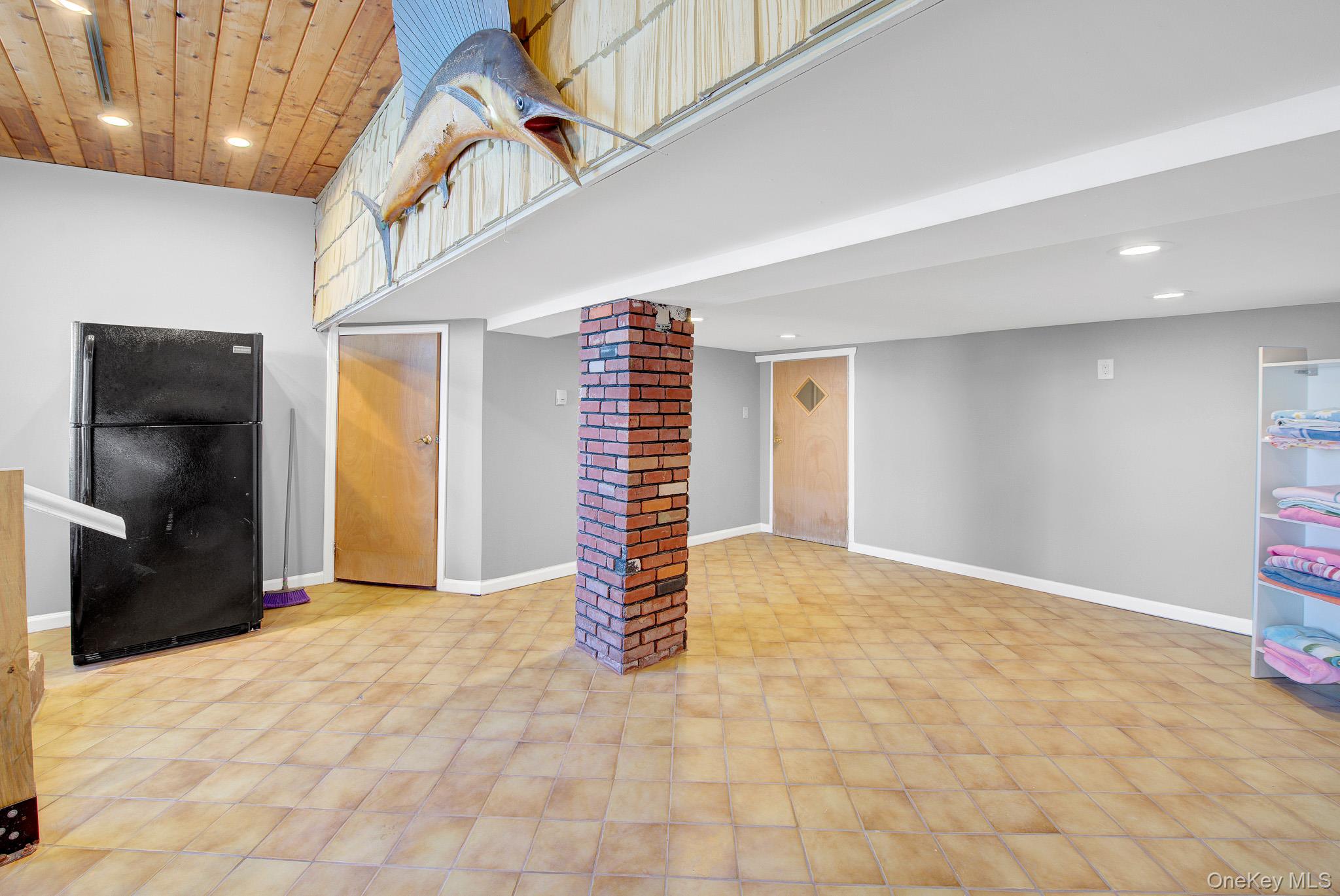 76 Suffolk Road Property Photo 26