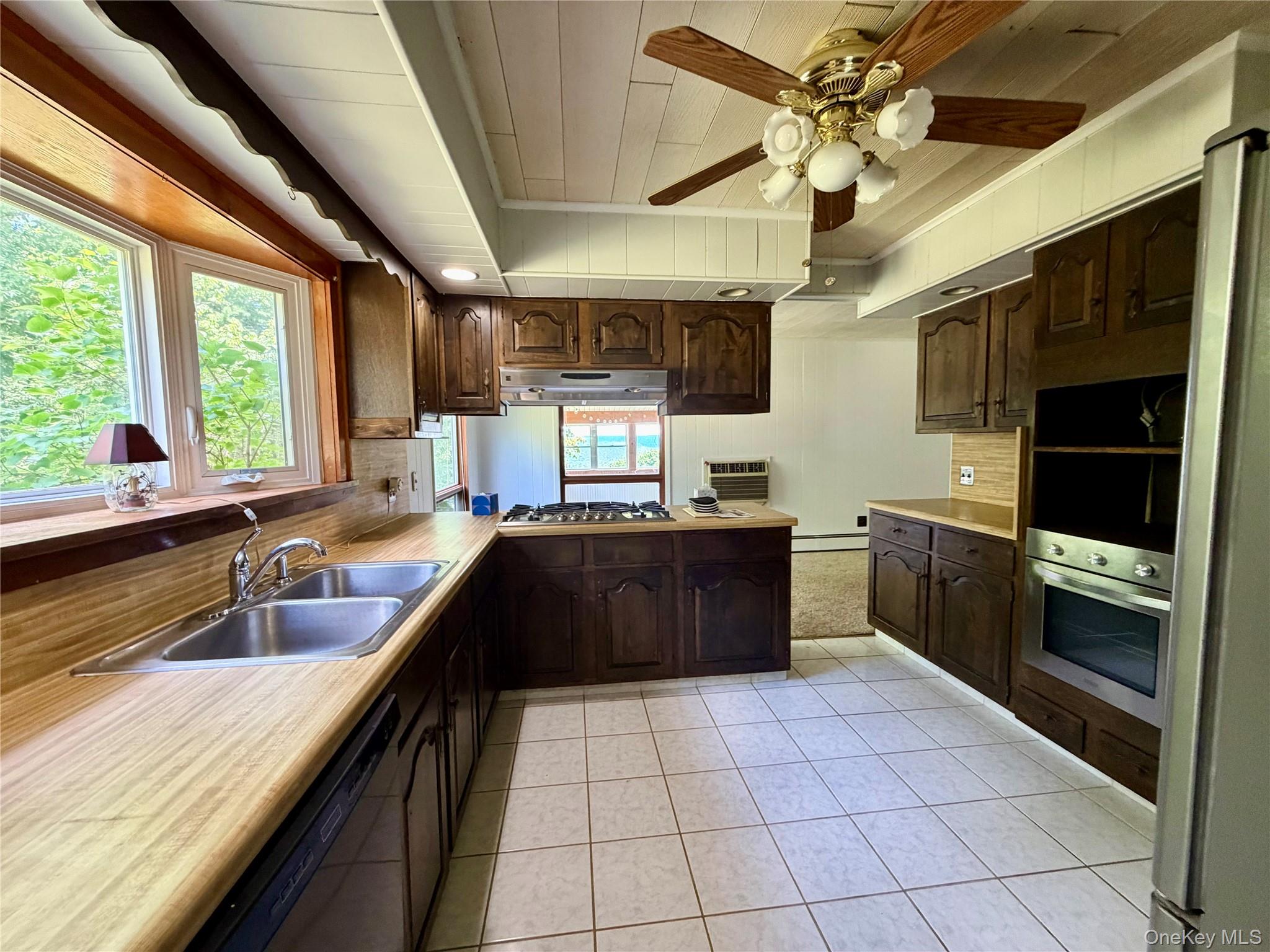 249 David Rhodes Road Property Photo 12