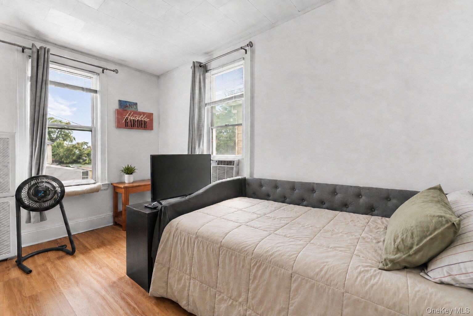 9416 Linden Boulevard Property Photo 28