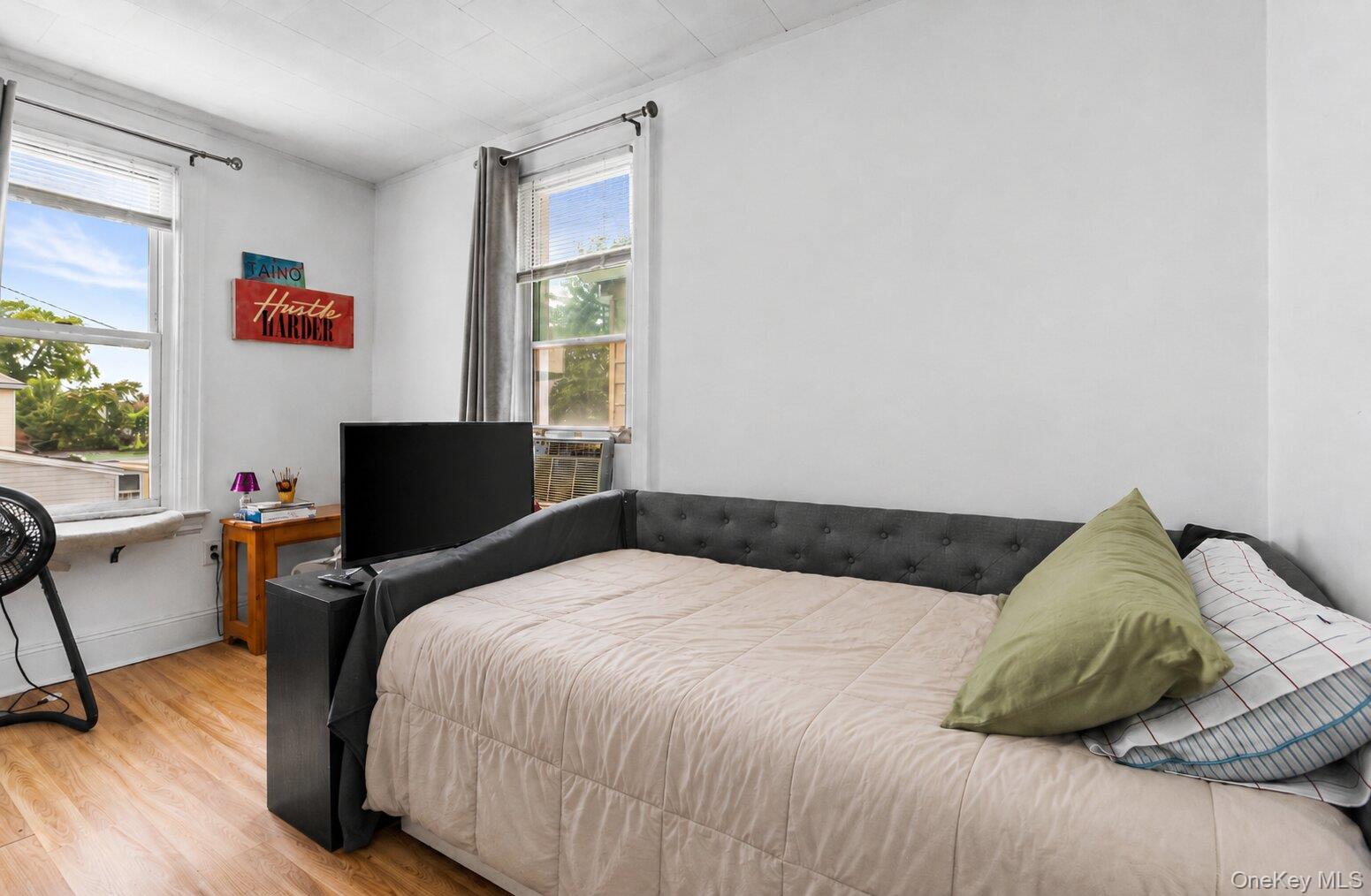 9416 Linden Boulevard Property Photo 29