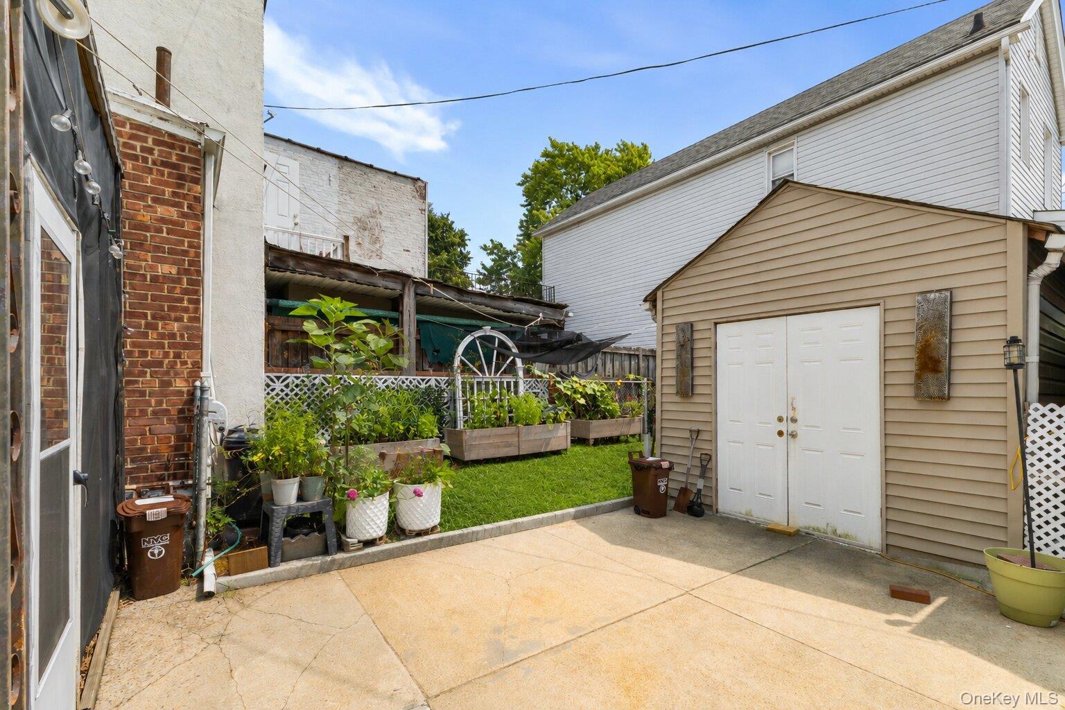9416 Linden Boulevard Property Photo 35