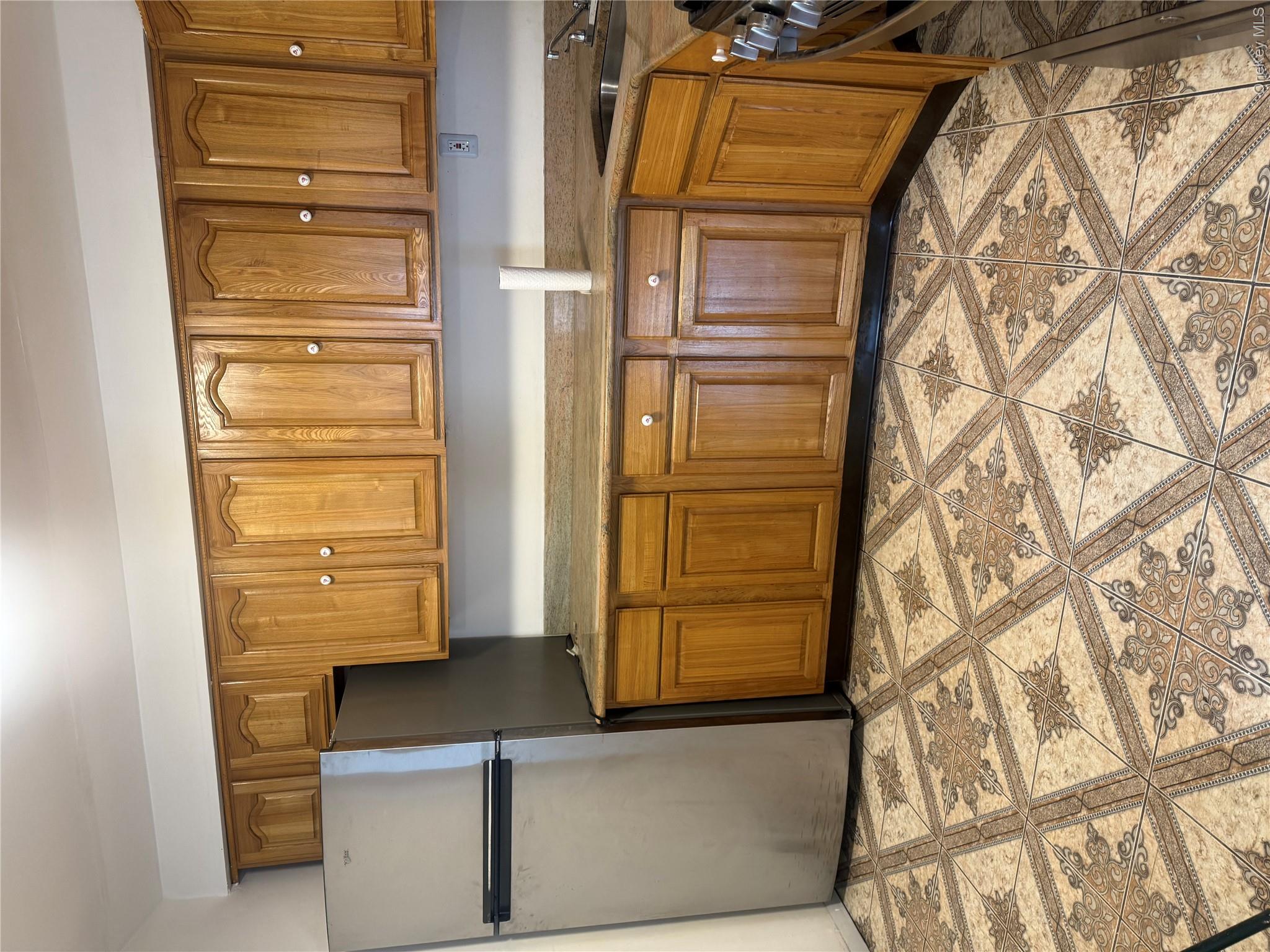 144-87 176th Street Property Photo 5