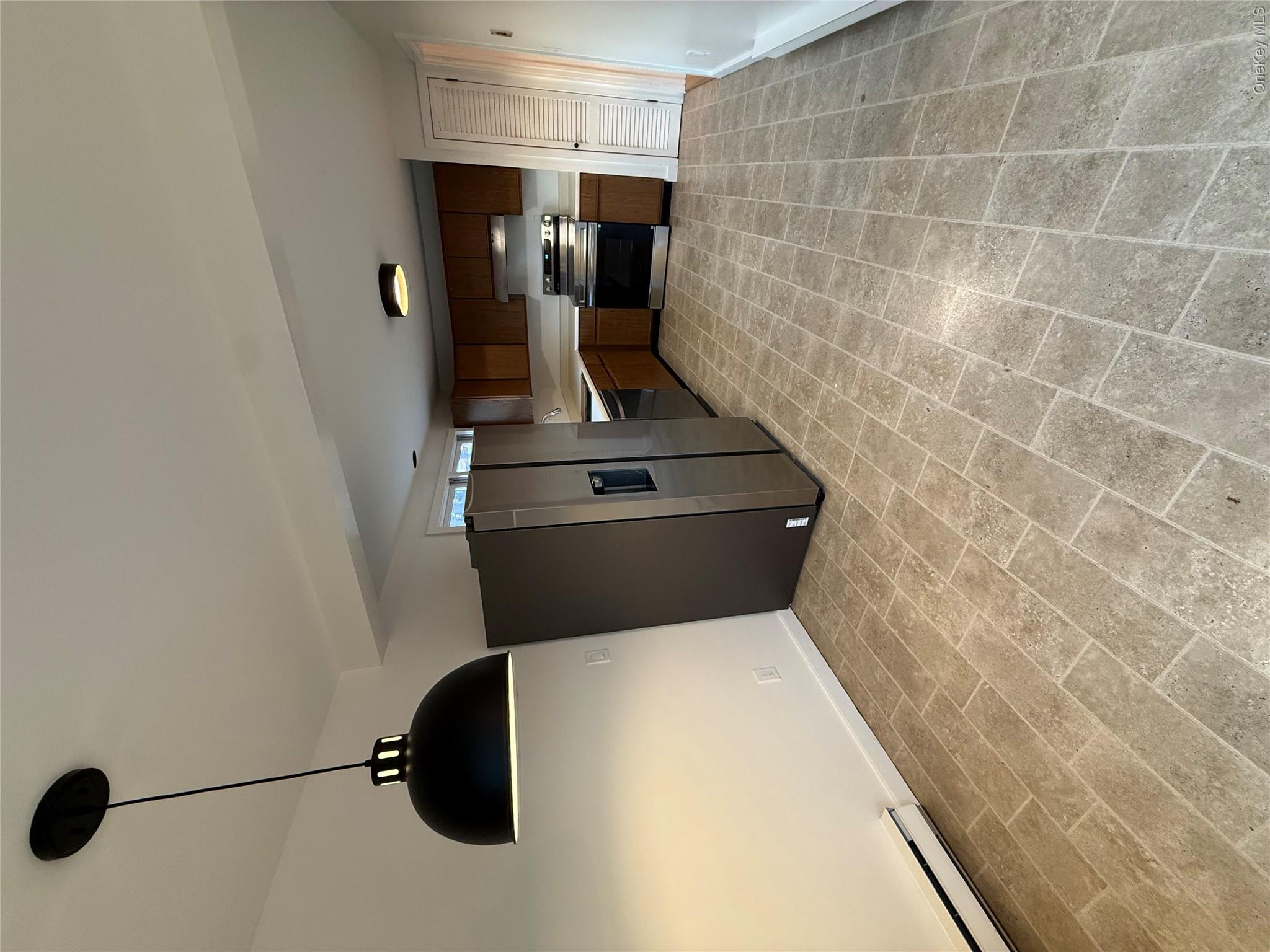 55 Hillside Avenue #a Property Photo 5