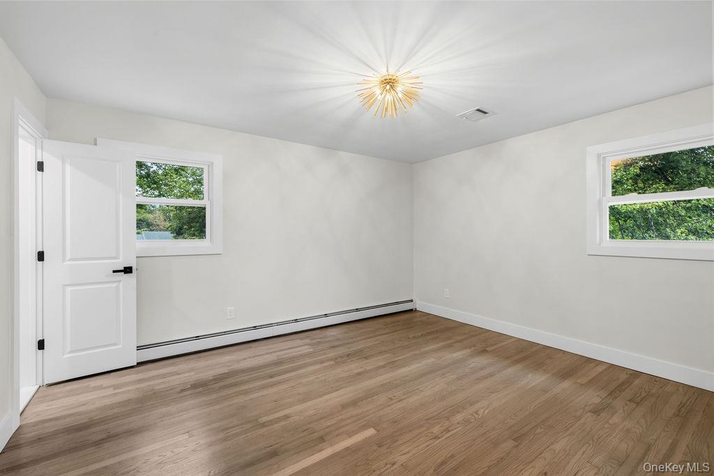 132 S Conger Avenue Property Photo 8