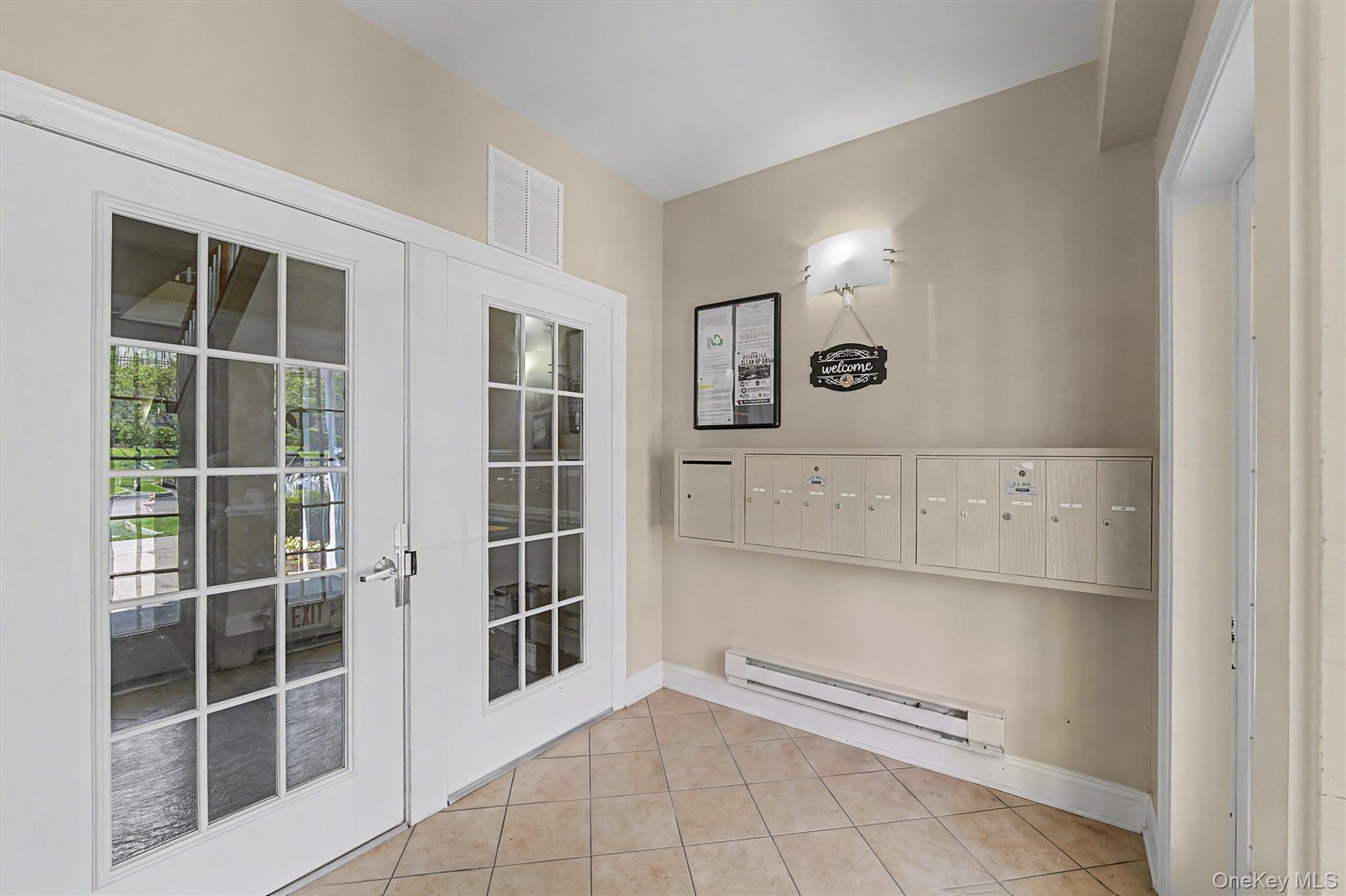 2806 Bennington Drive Property Photo 4