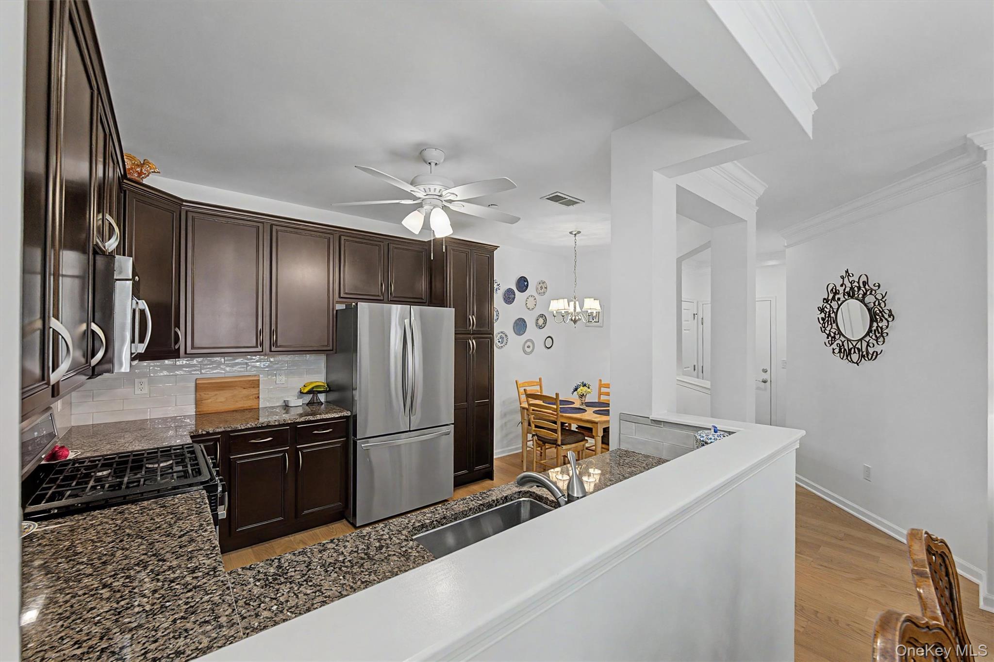 2806 Bennington Drive Property Photo 13