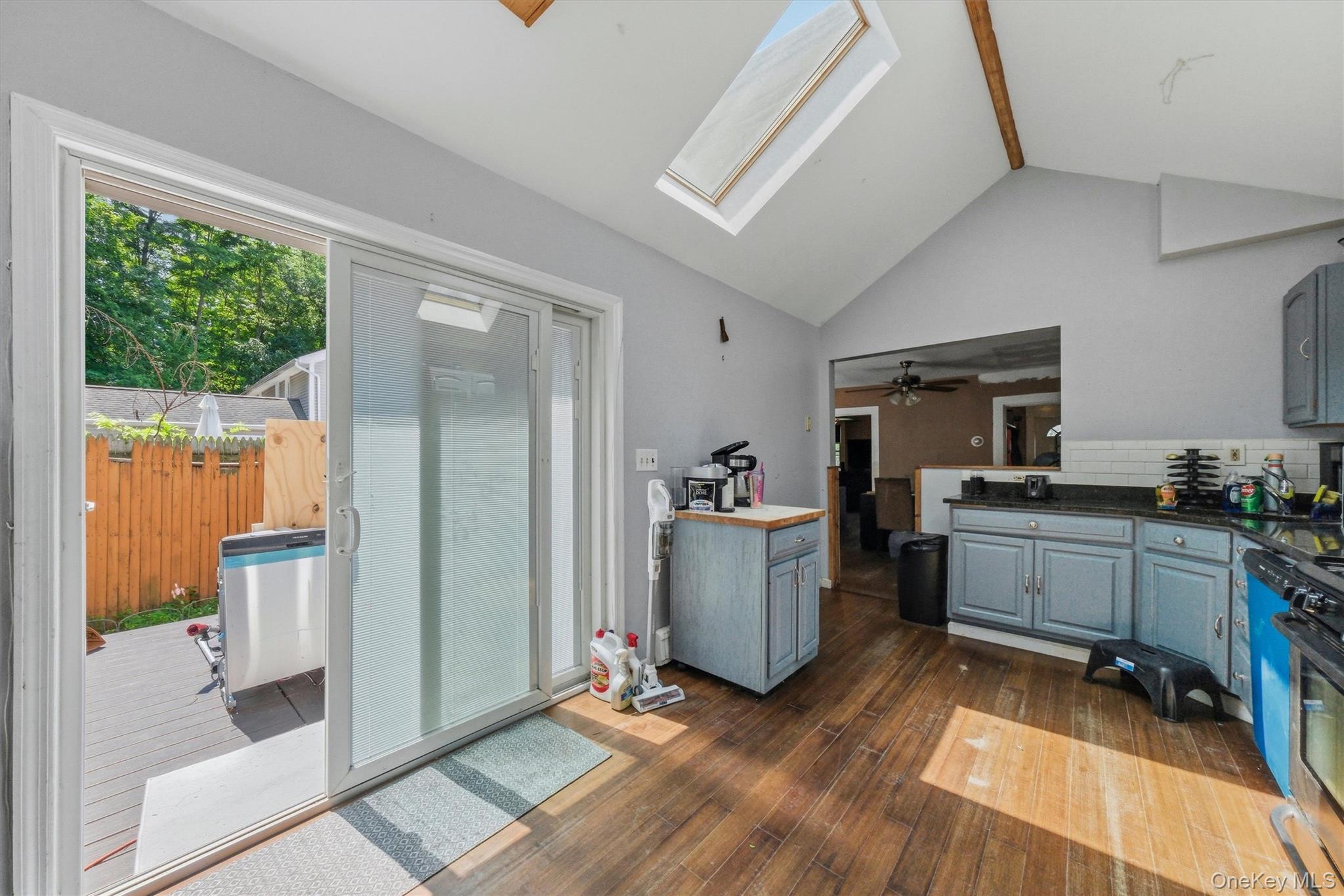 10 Dutchess Avenue Property Photo 20