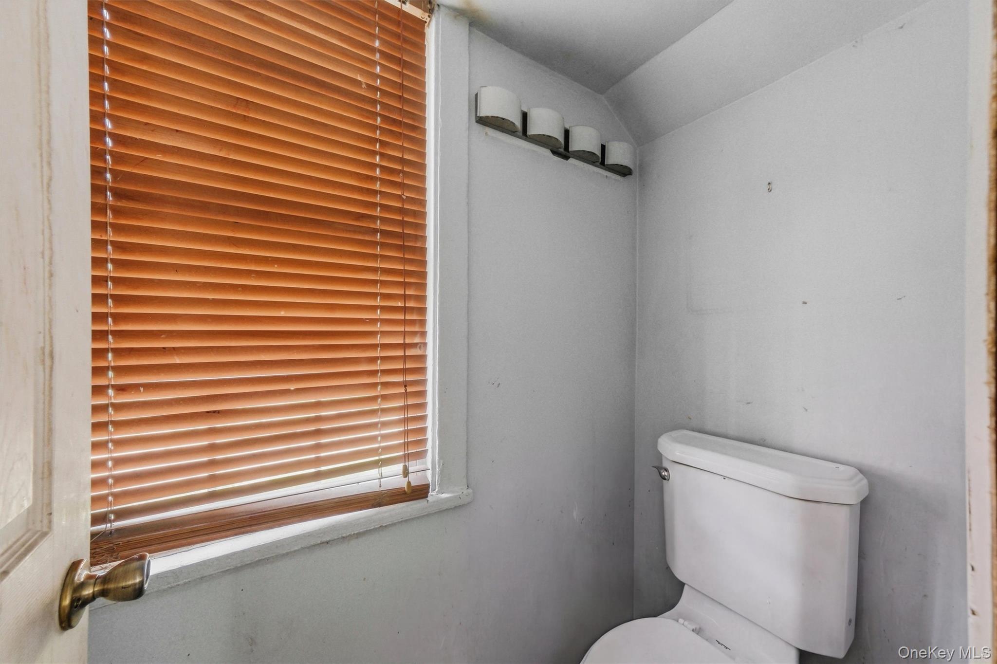 10 Dutchess Avenue Property Photo 29