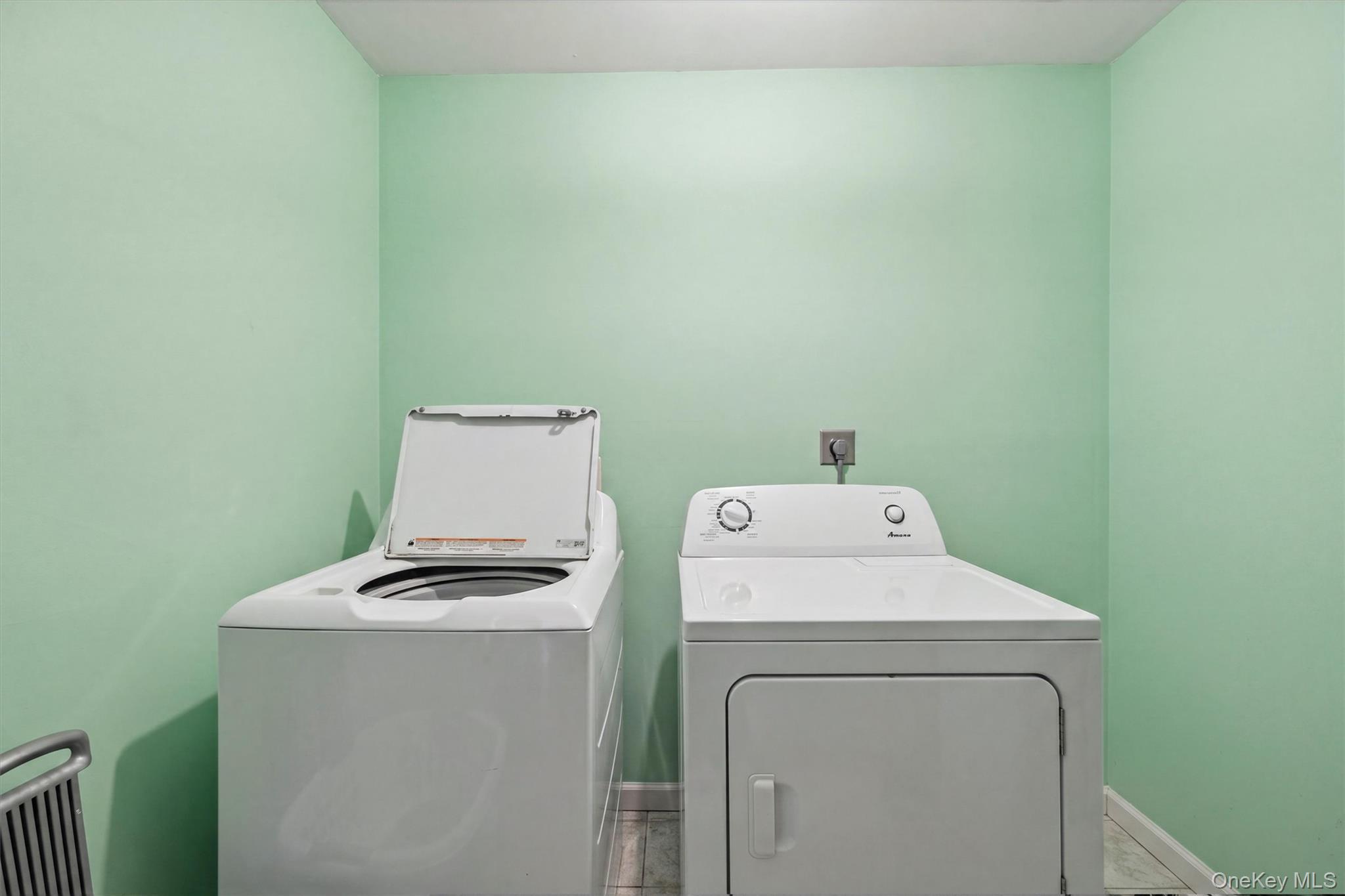 10 Dutchess Avenue Property Photo 35