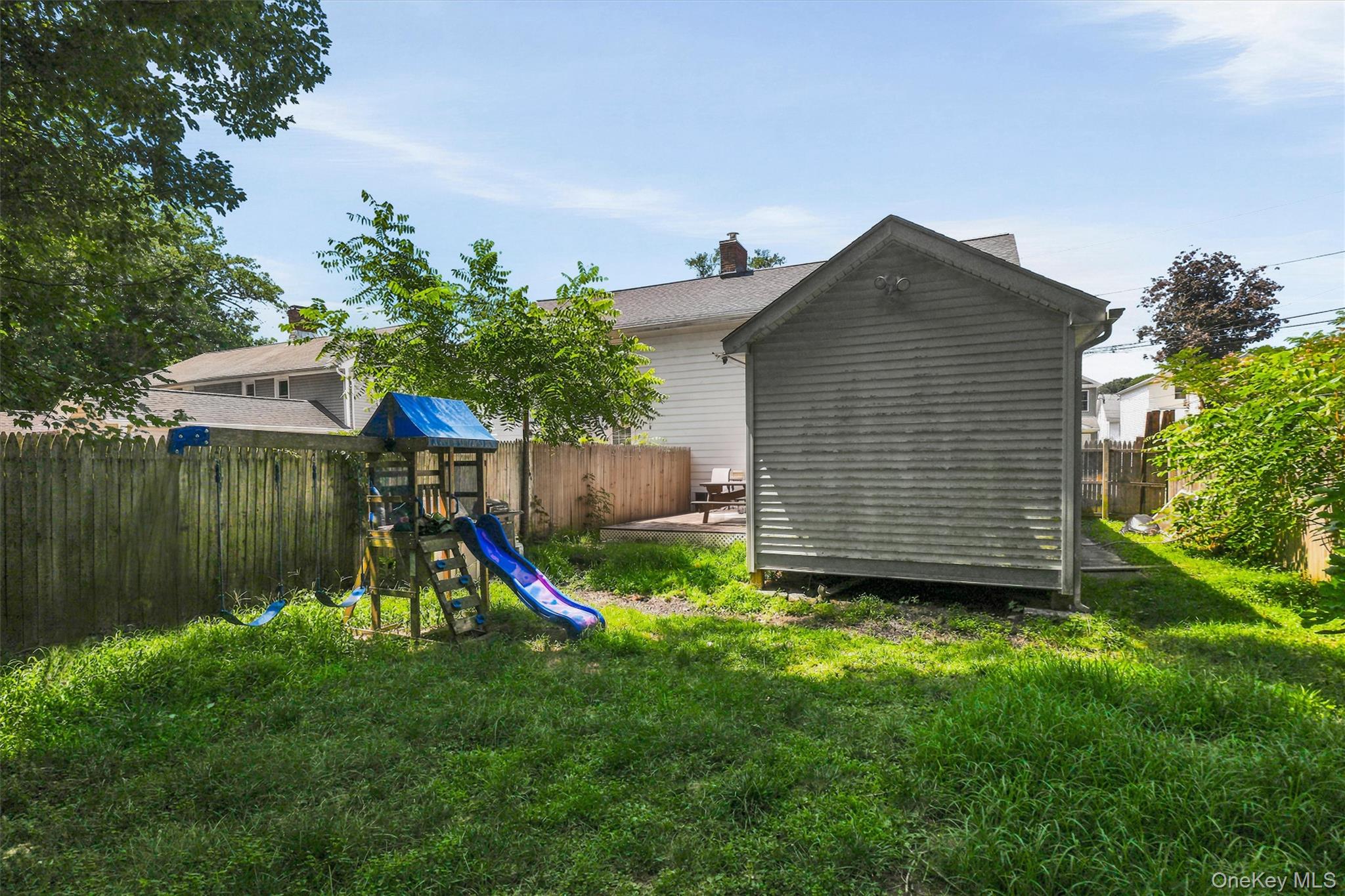 10 Dutchess Avenue Property Photo 44