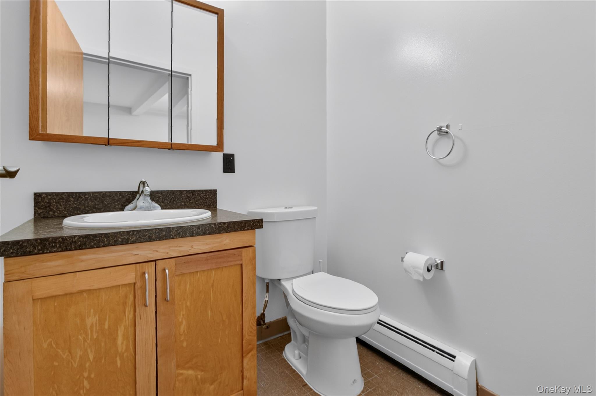 20 S Broadway 305 Property Photo 18