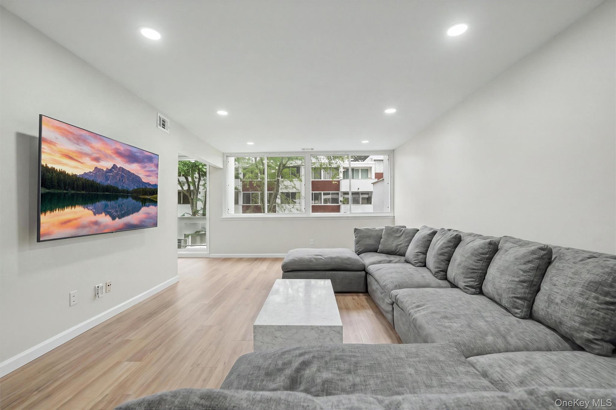 321 Tallwood Drive Property Photo 8