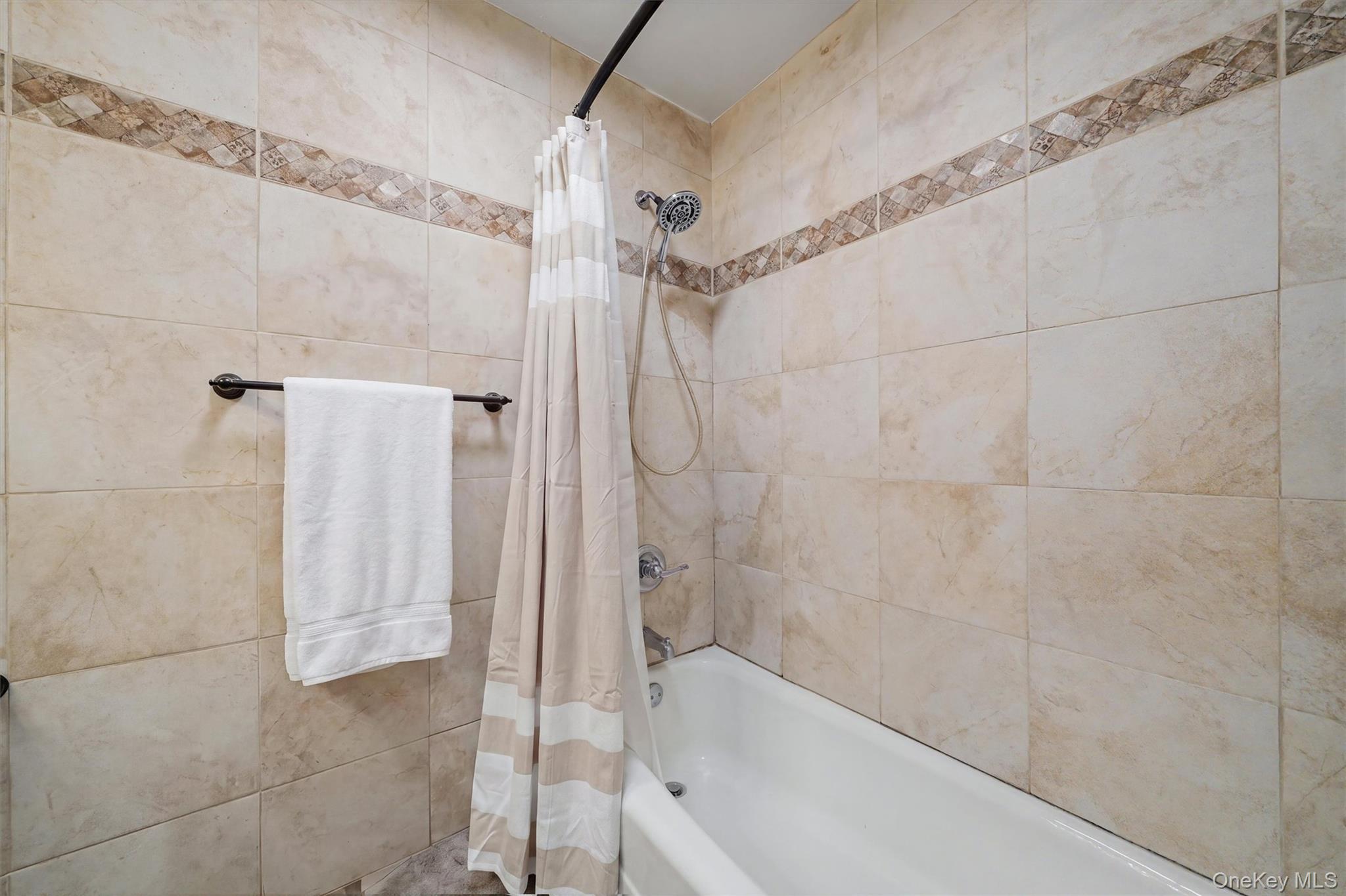 321 Tallwood Drive Property Photo 29