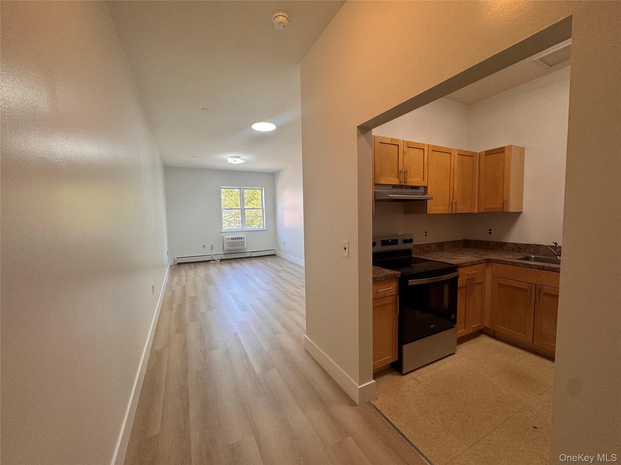 20 S Broadway 204 Property Photo 7