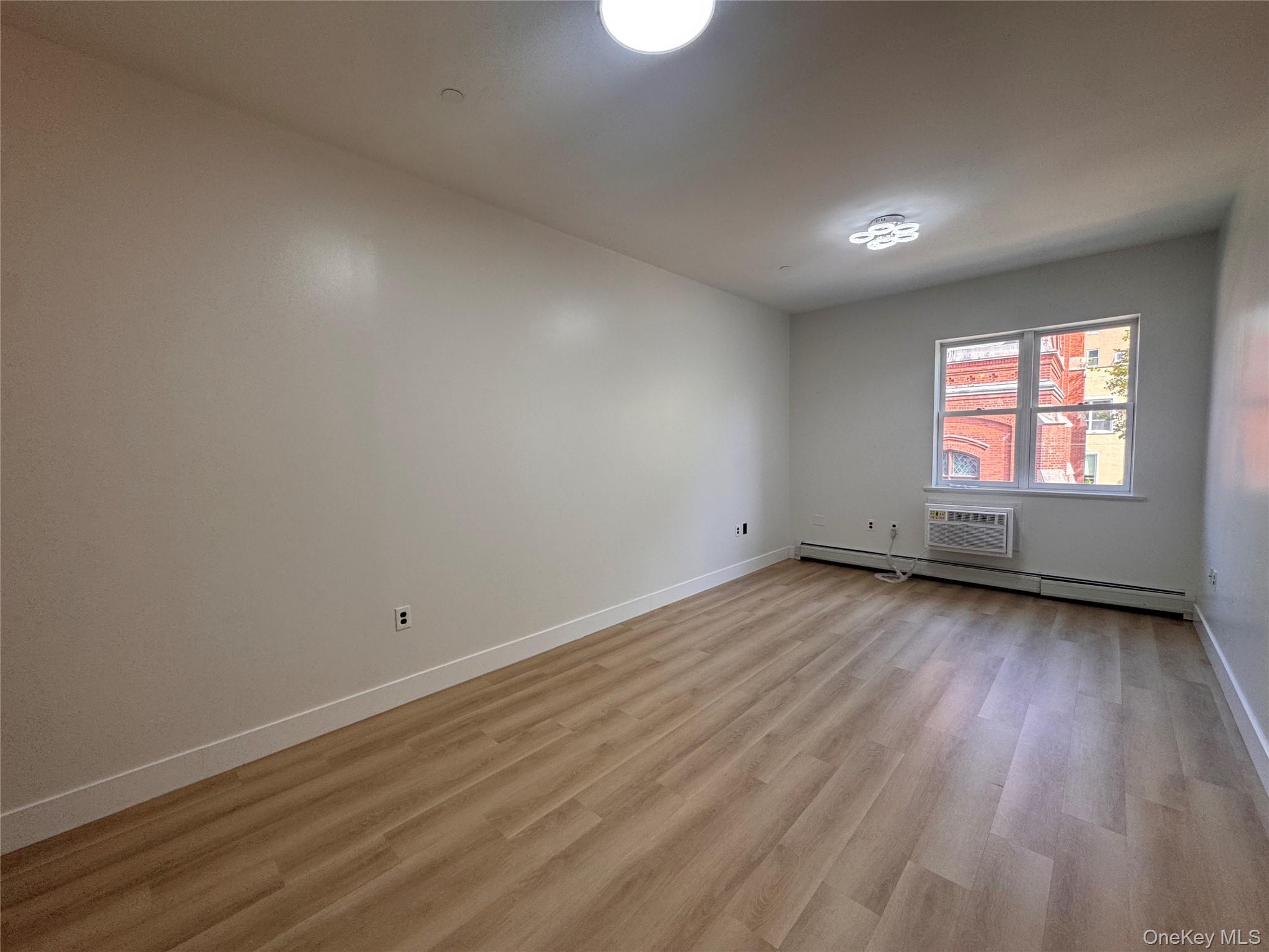 20 S Broadway 204 Property Photo 9