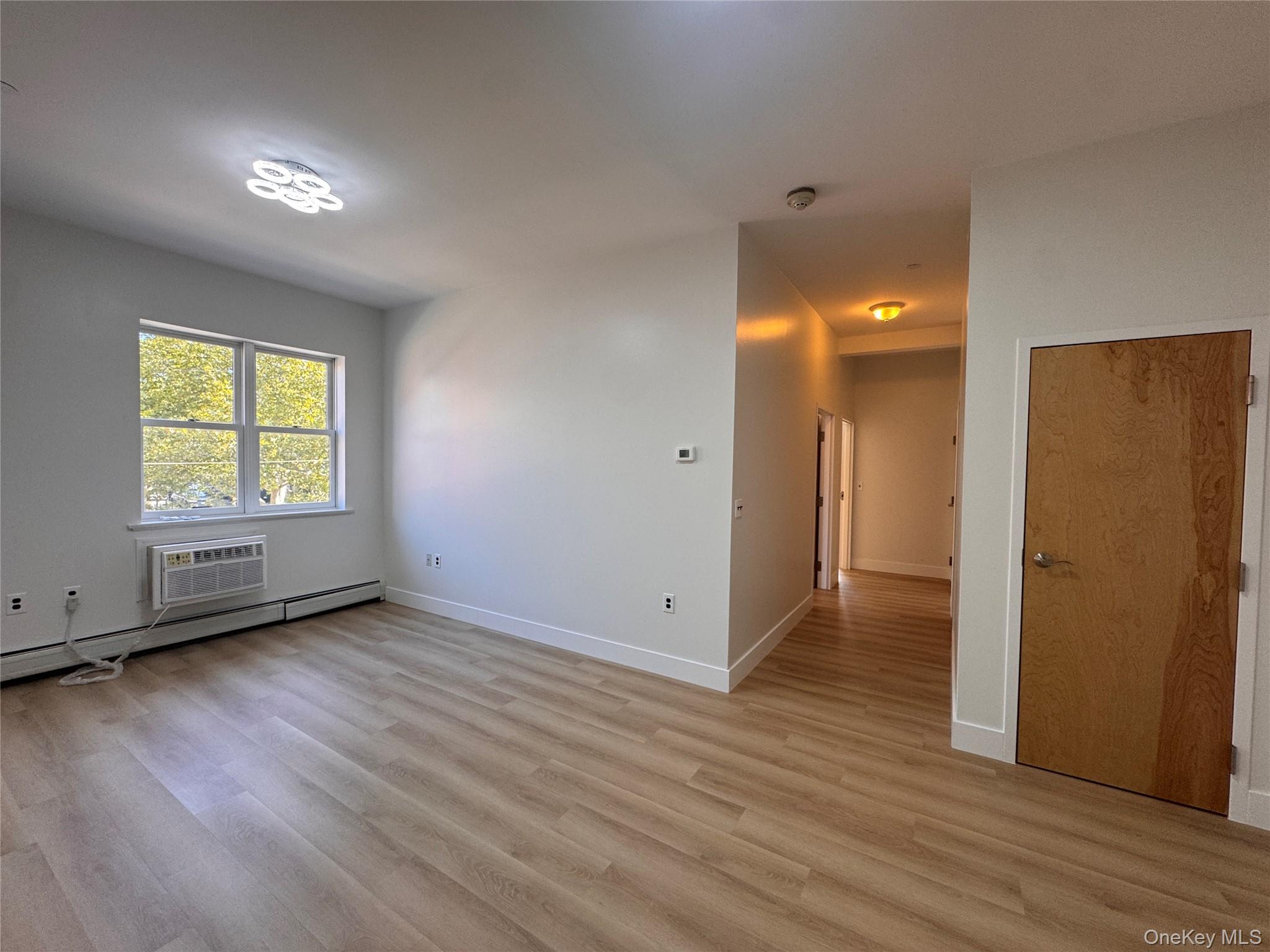 20 S Broadway 204 Property Photo 12