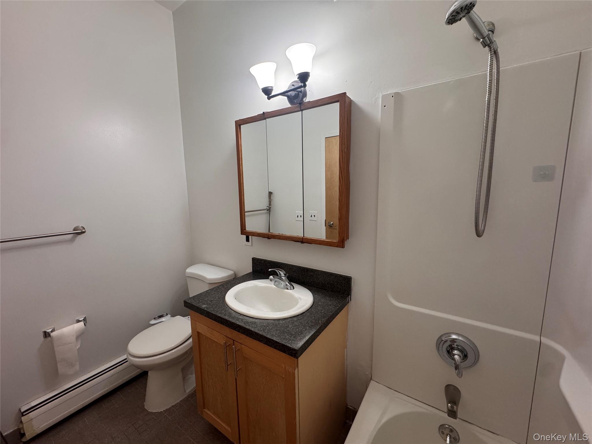 20 S Broadway 204 Property Photo 20