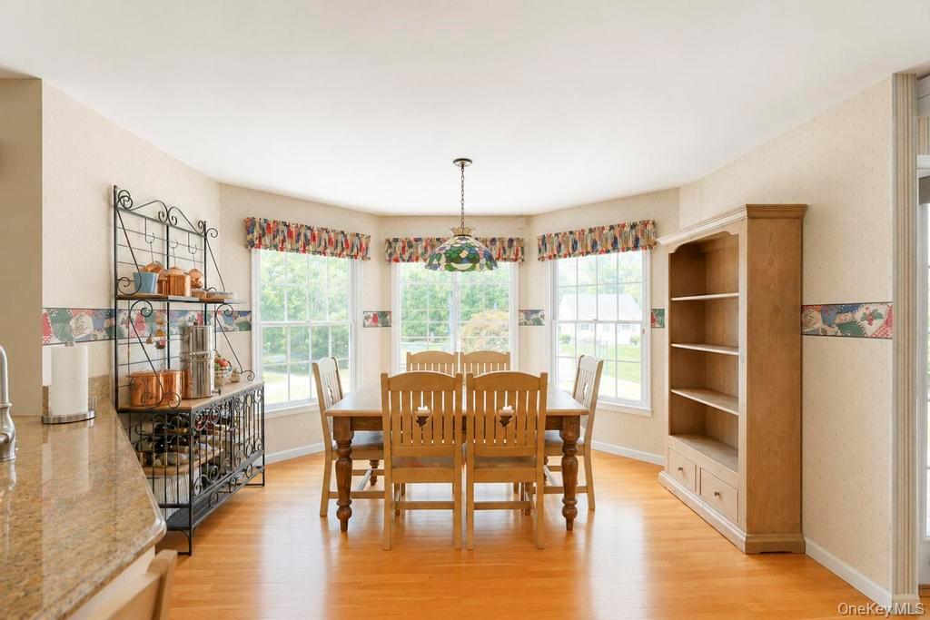 150 Hayrick Lane Property Photo 14