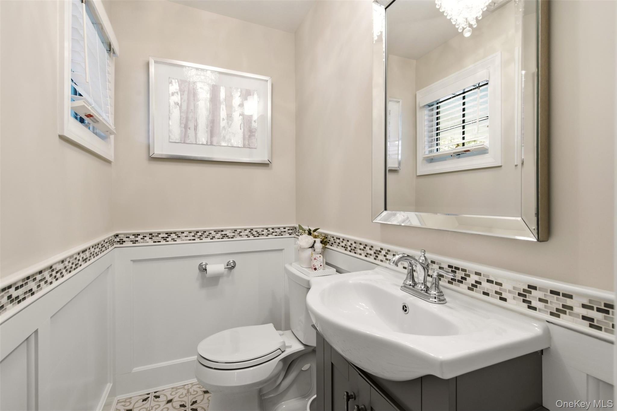 6 Sue Circle Property Photo 6