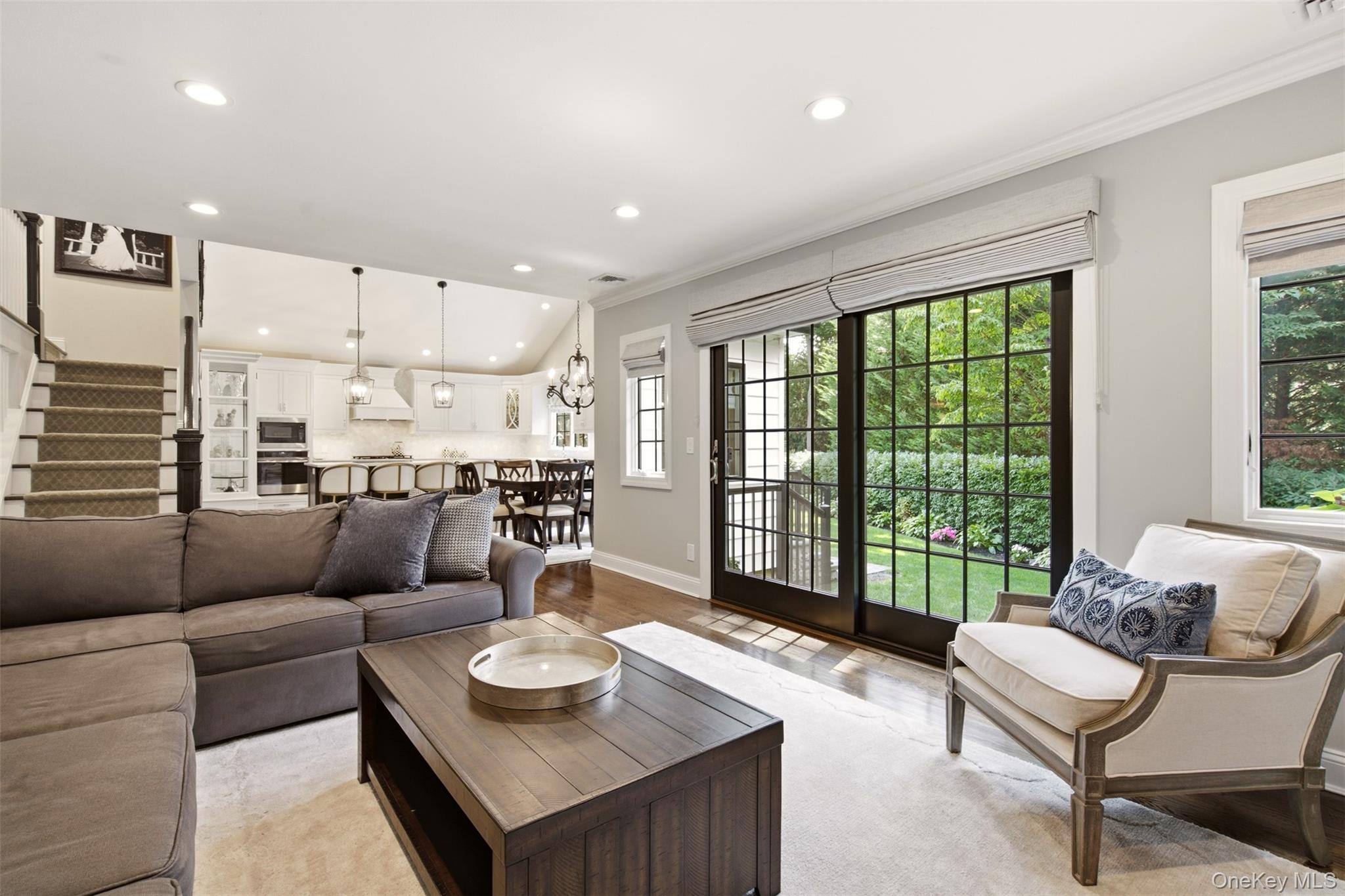 6 Sue Circle Property Photo 11