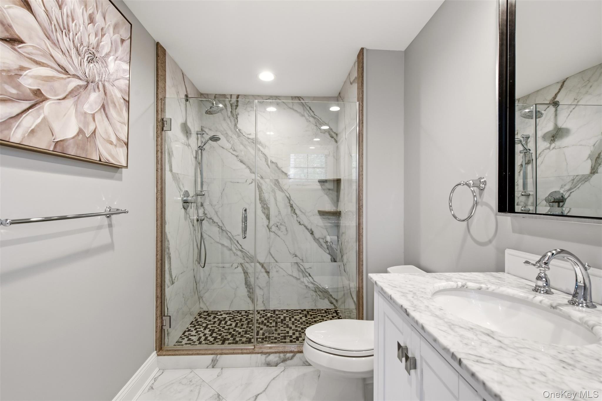 6 Sue Circle Property Photo 18