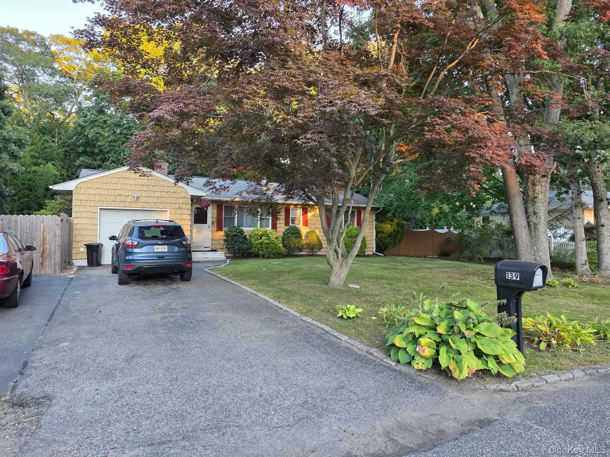 139 Parkside Avenue Property Photo 1