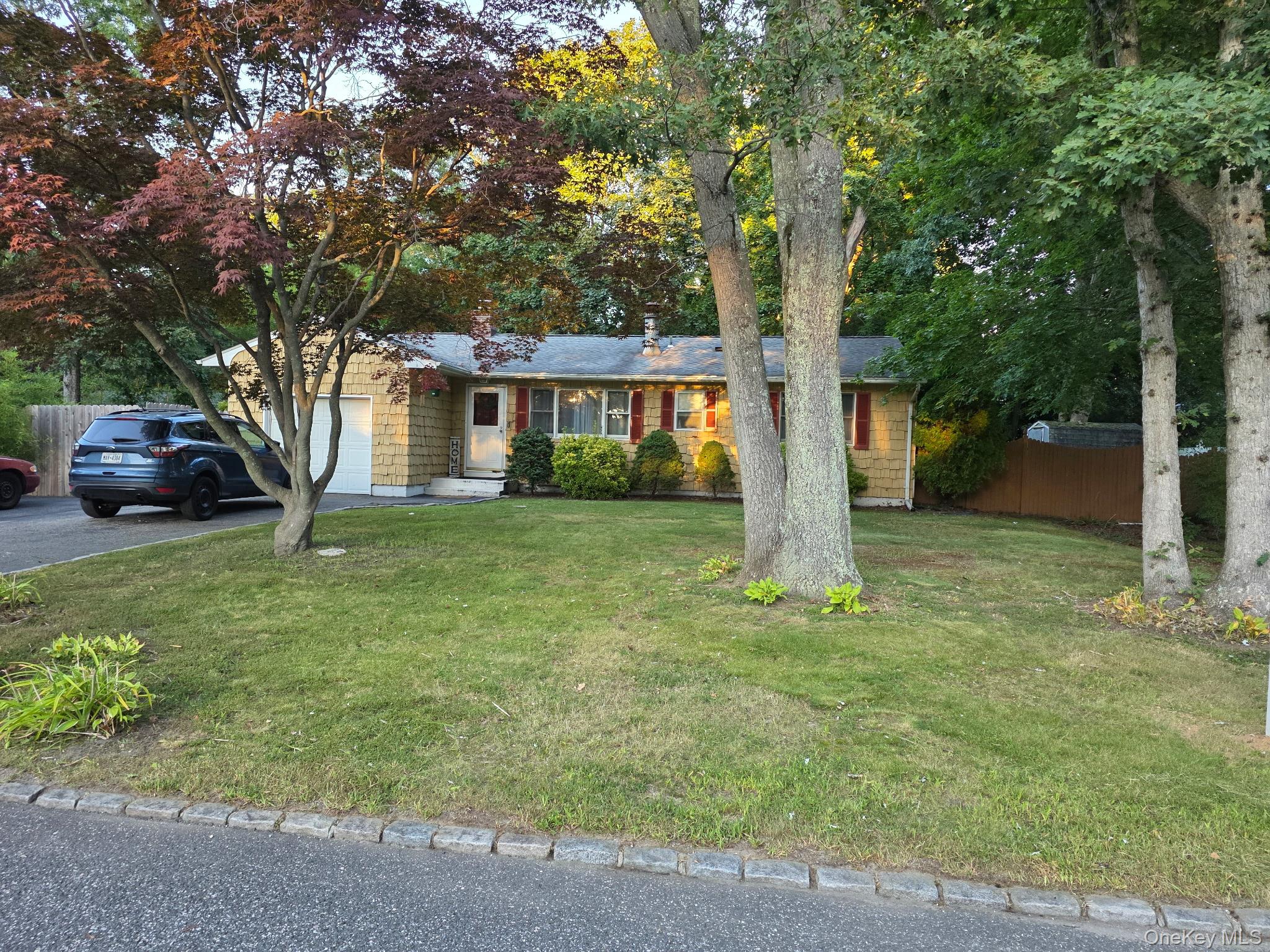 139 Parkside Avenue Property Photo 2