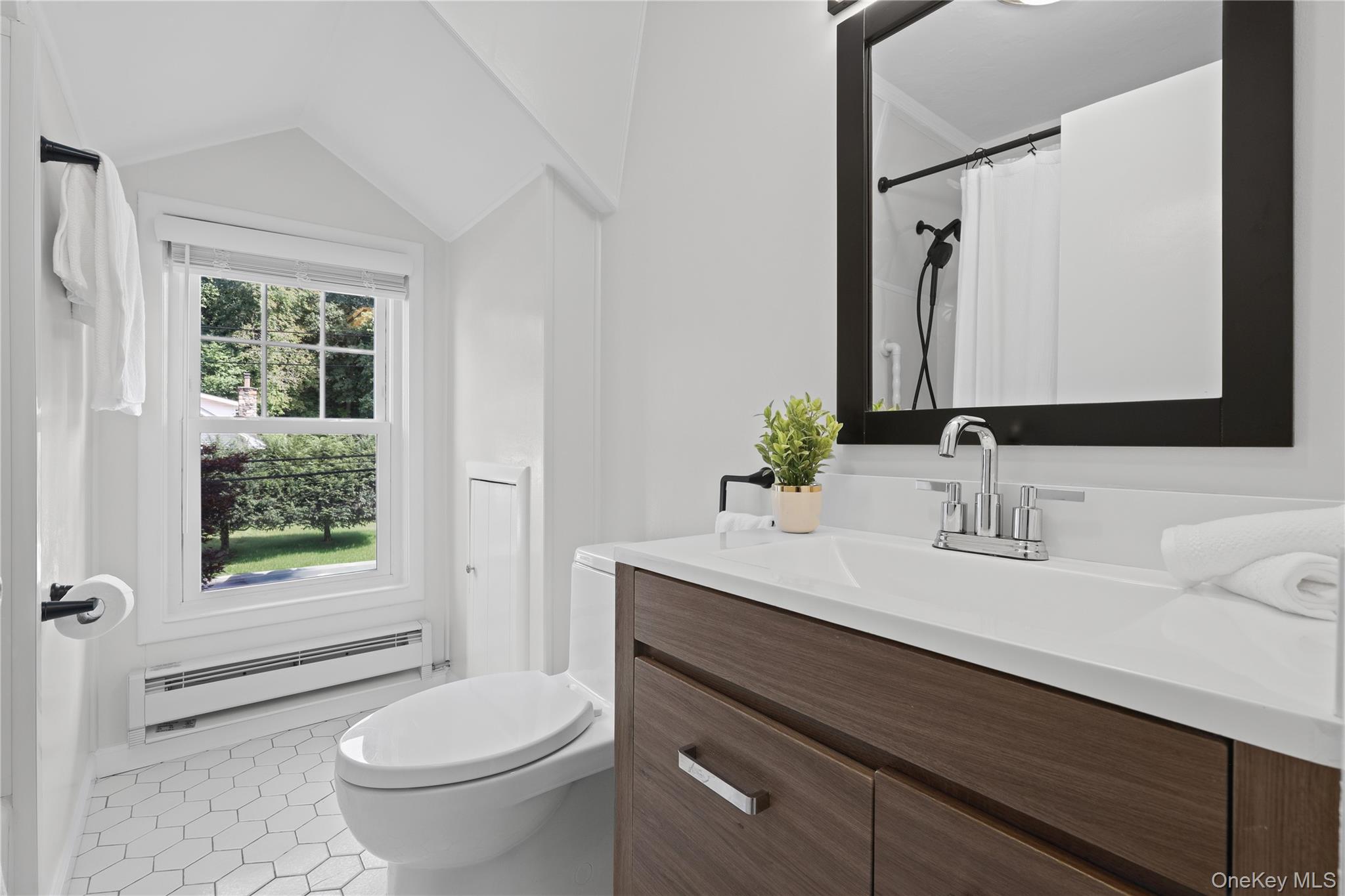 60 Leonard Street Property Photo 11